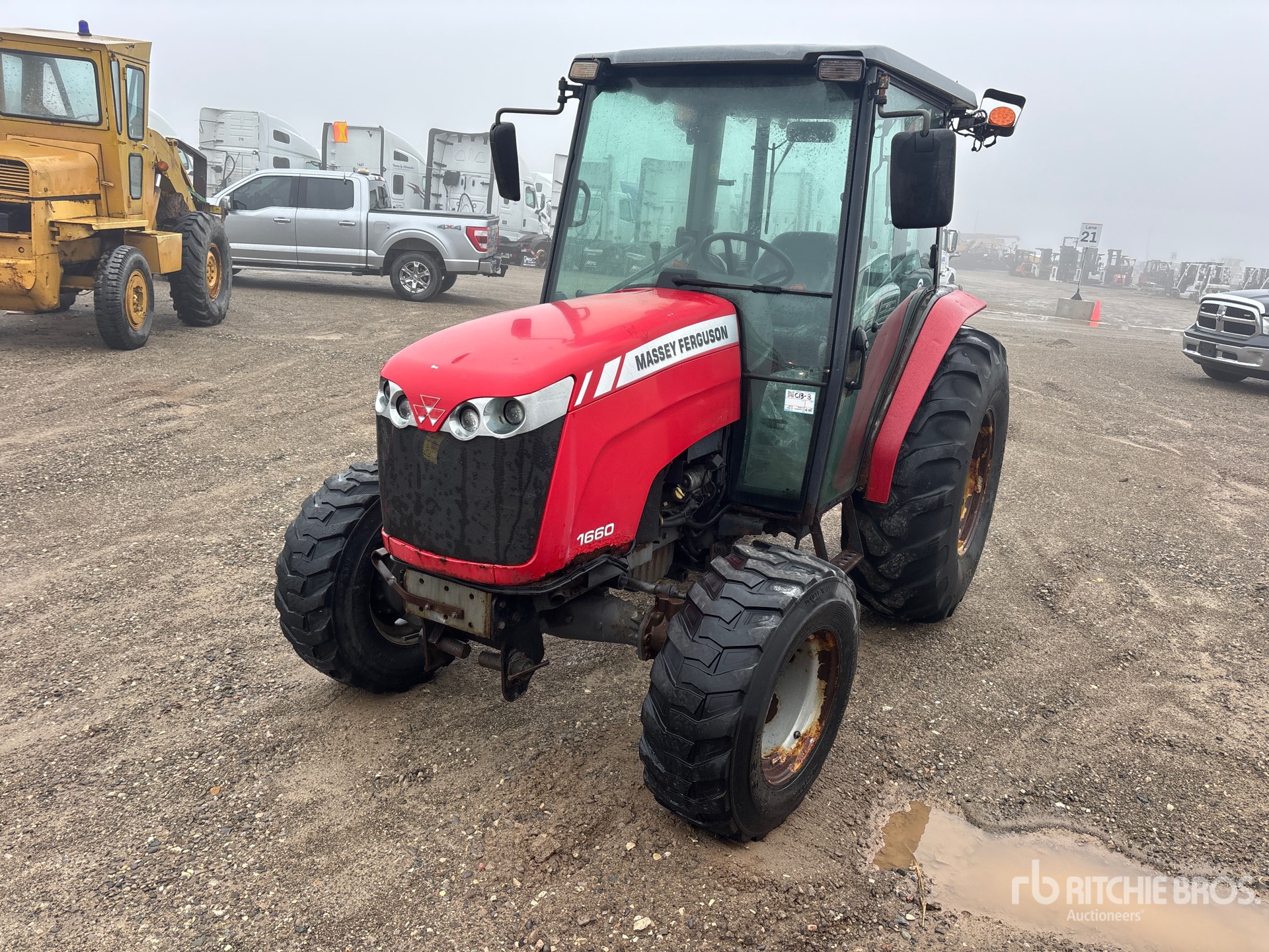 General Appearance with Foto, angolo anteriore sinistro