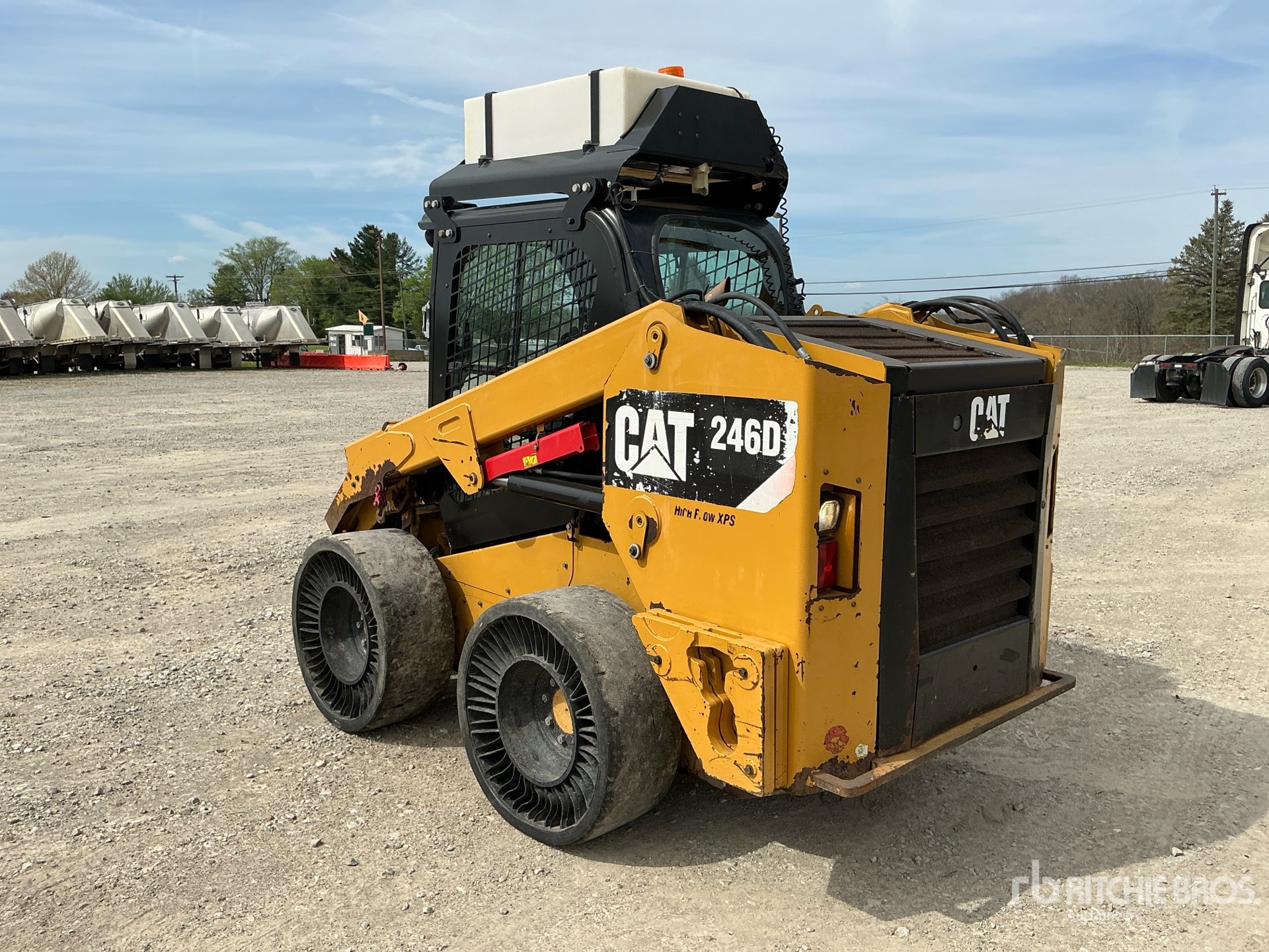 Aspect général with Image, coin arrière gauche