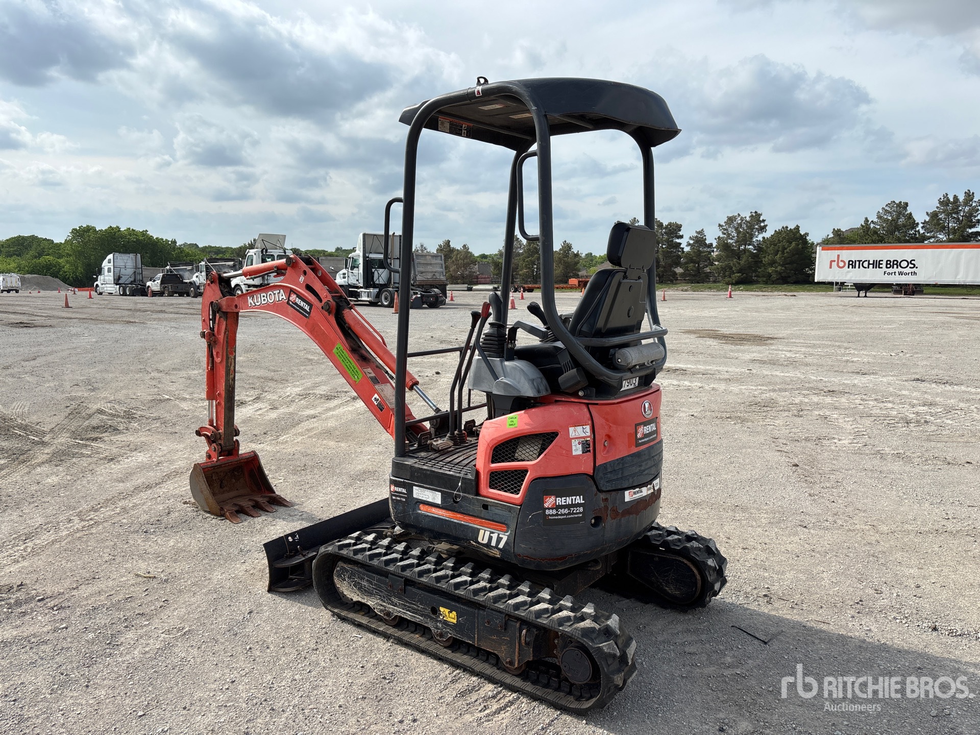 General Appearance with Picture, Left Rear Corner