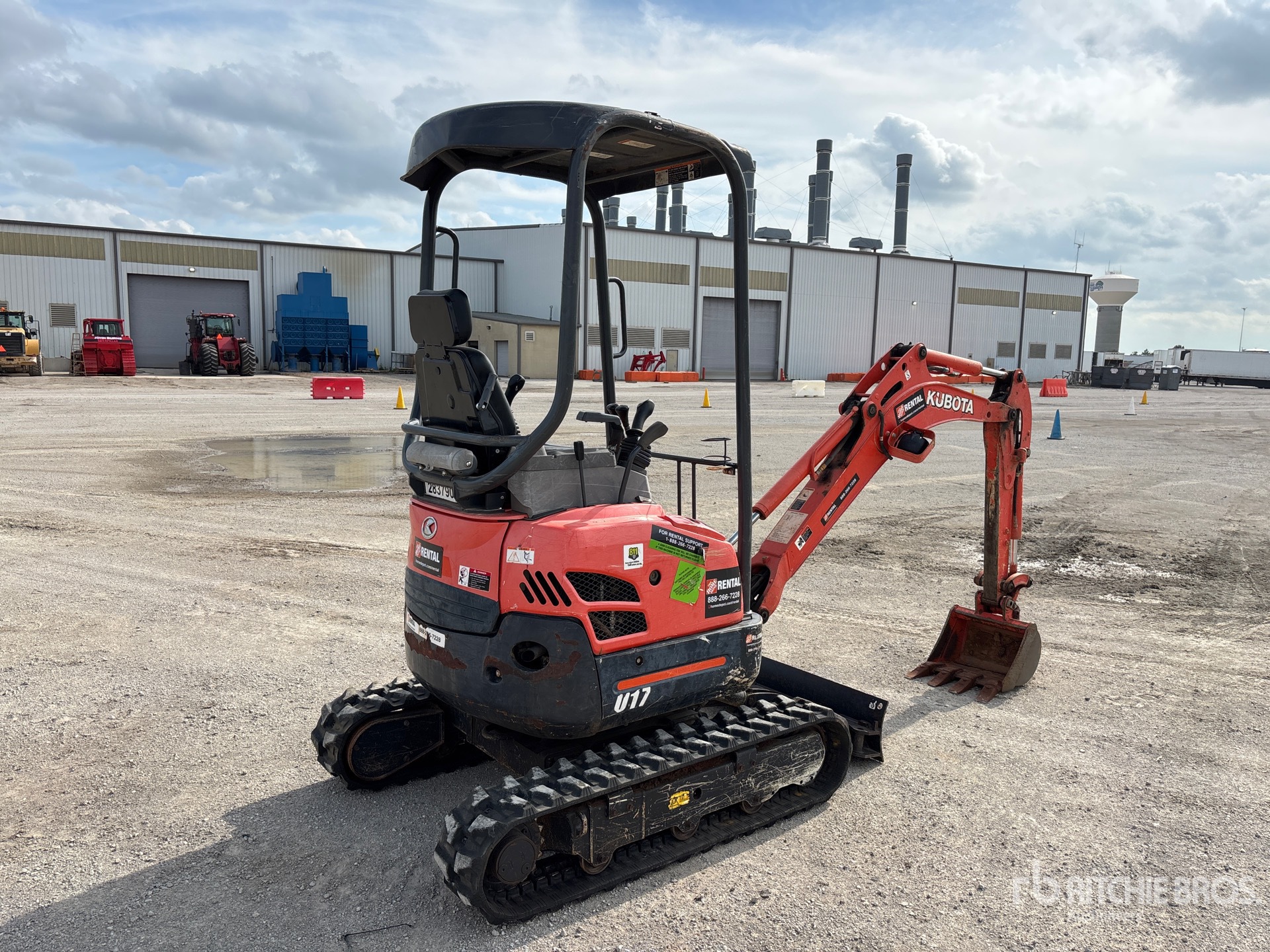 General Appearance with Picture, Right Rear Corner