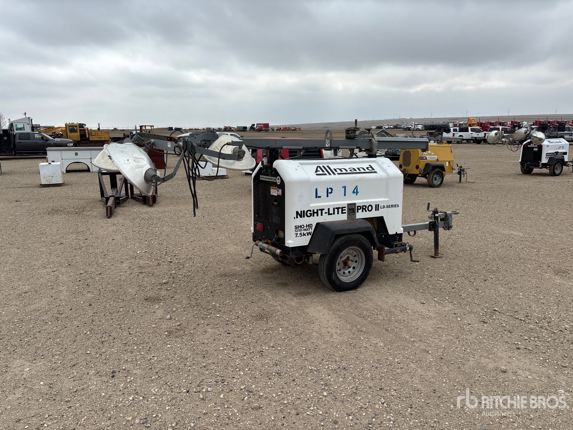 Aspect général with Image, coin arrière droit