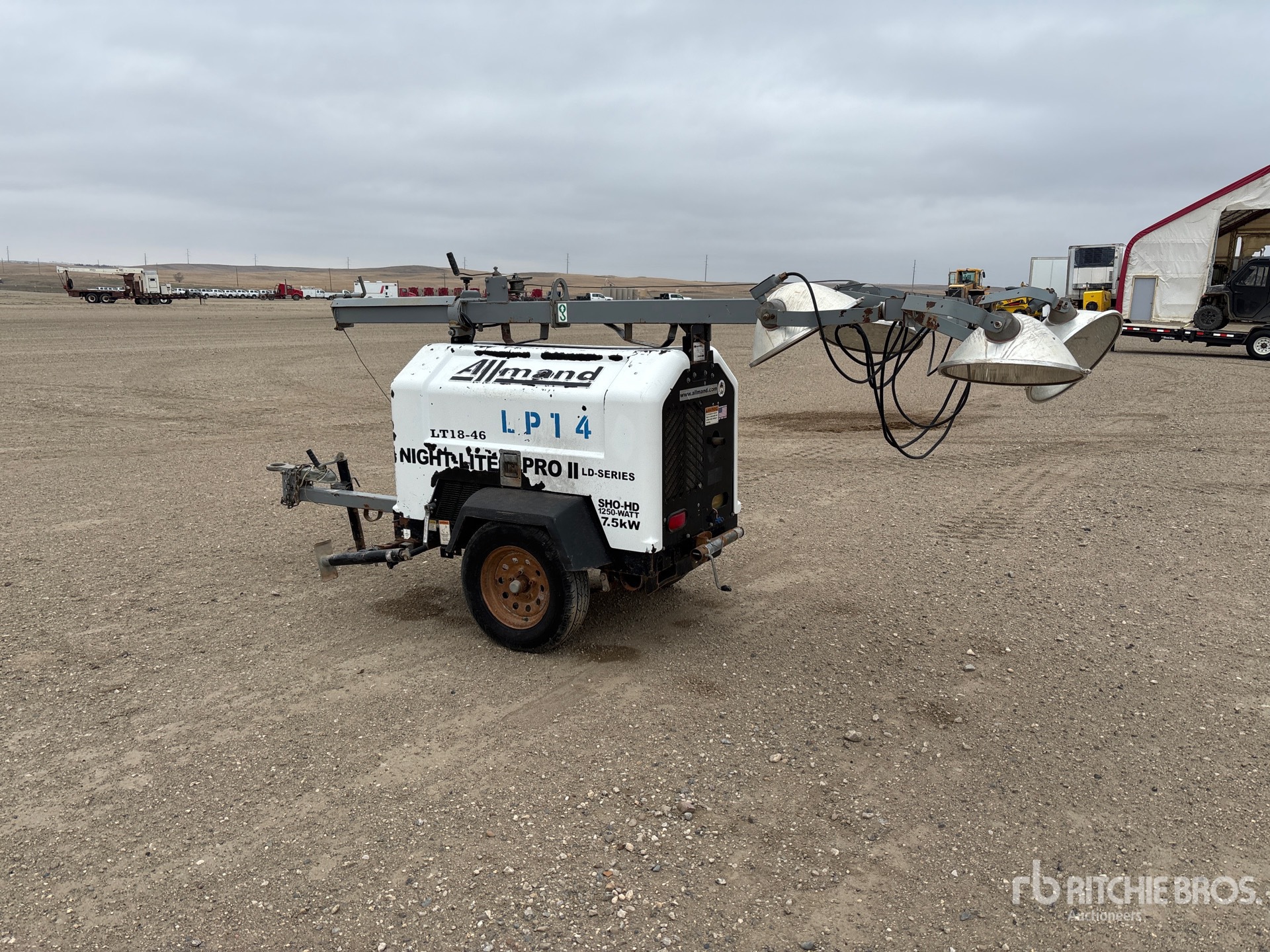 Aspect général with Image, coin arrière gauche