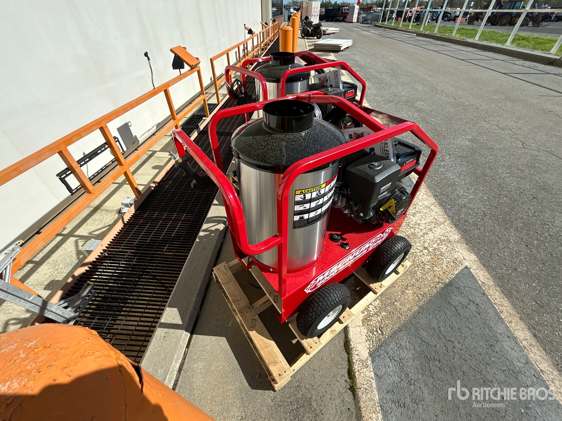 General Appearance with Imagen: esquina trasera derecha