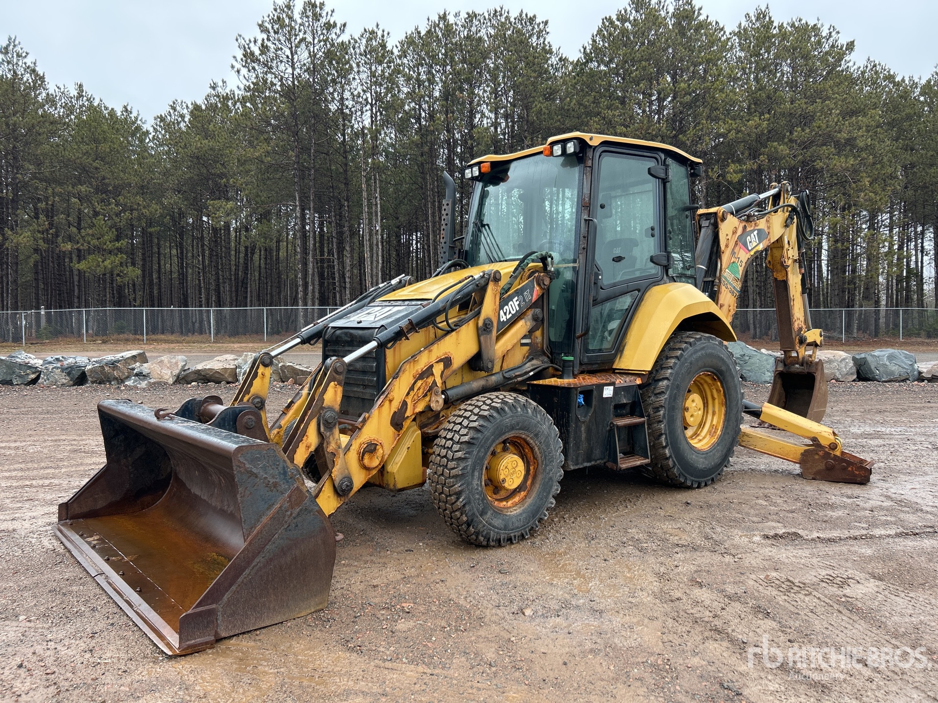 General Appearance with Bild, Ecke vorne links