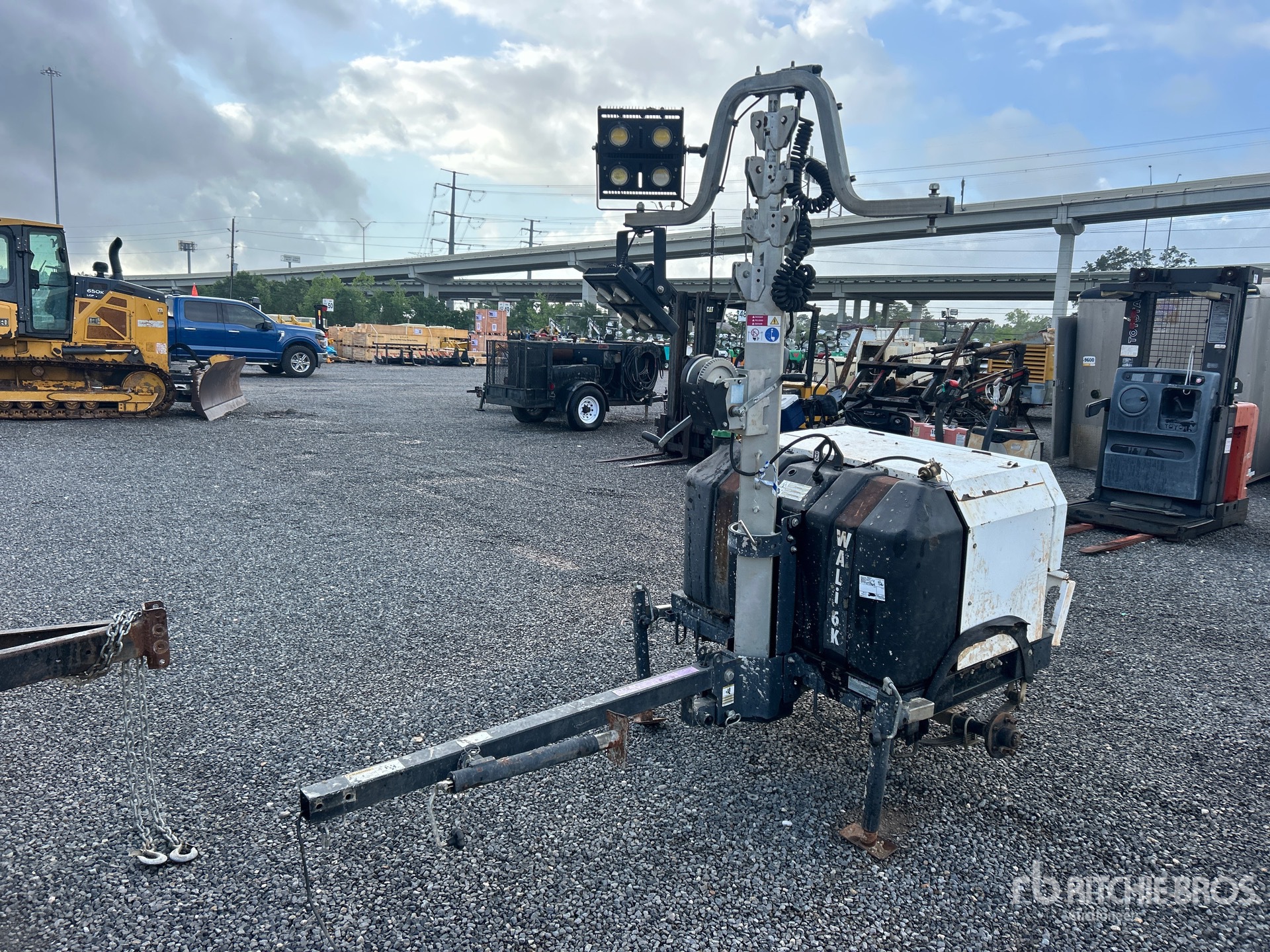 Aspect général with Image, coin avant gauche