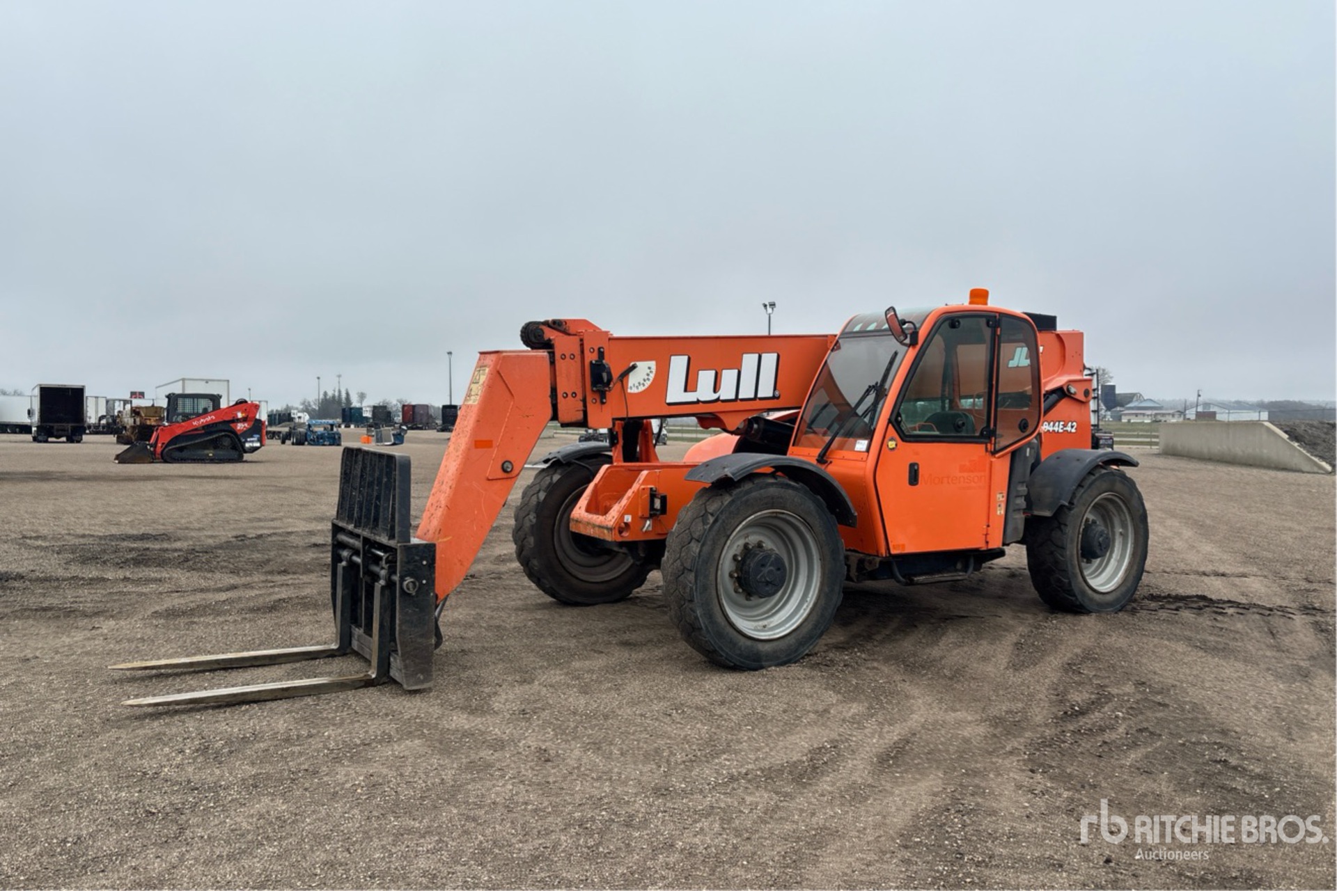 General Appearance with Bild, Ecke vorne links