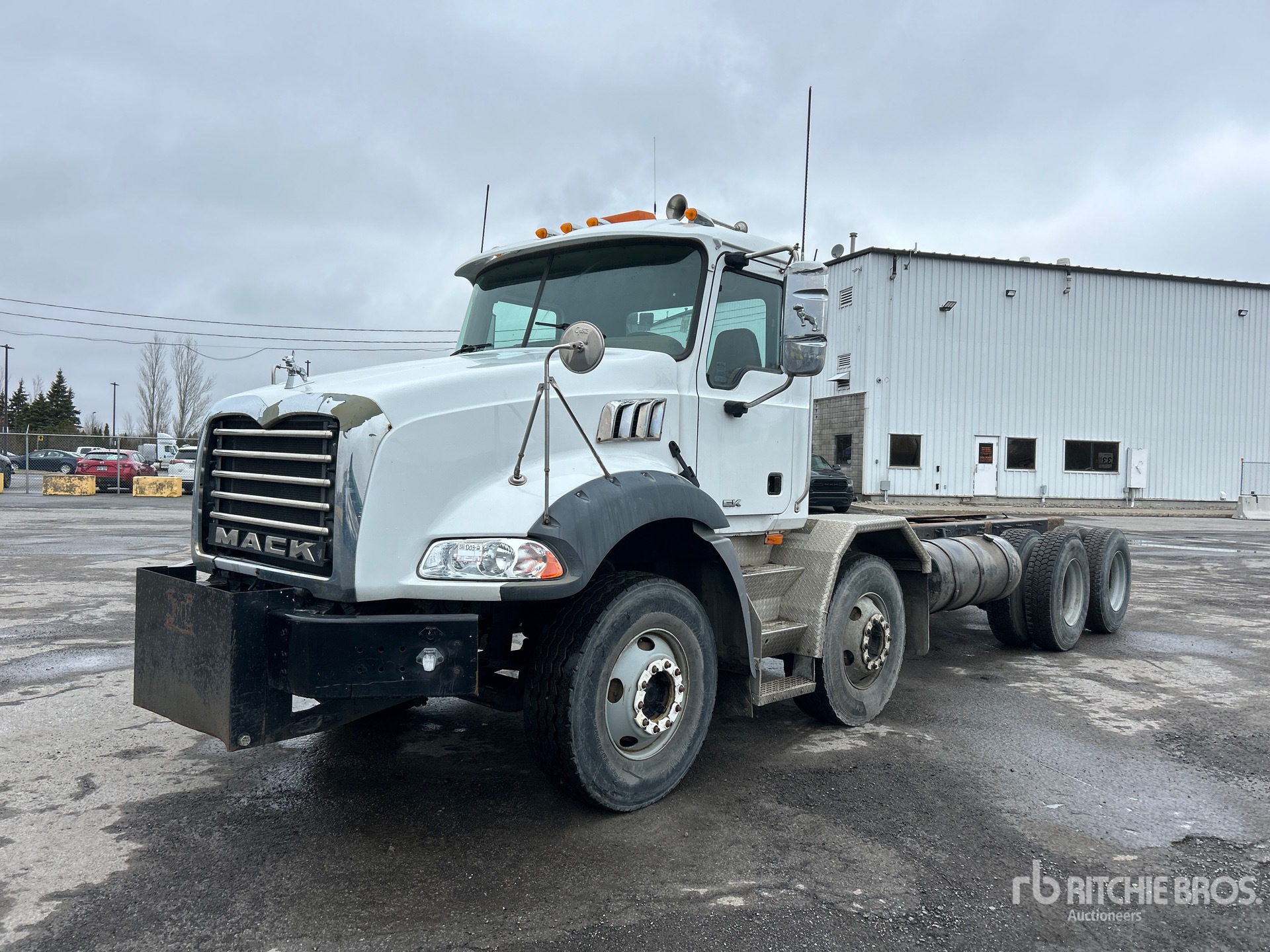 General Appearance with Picture, Left Front Corner