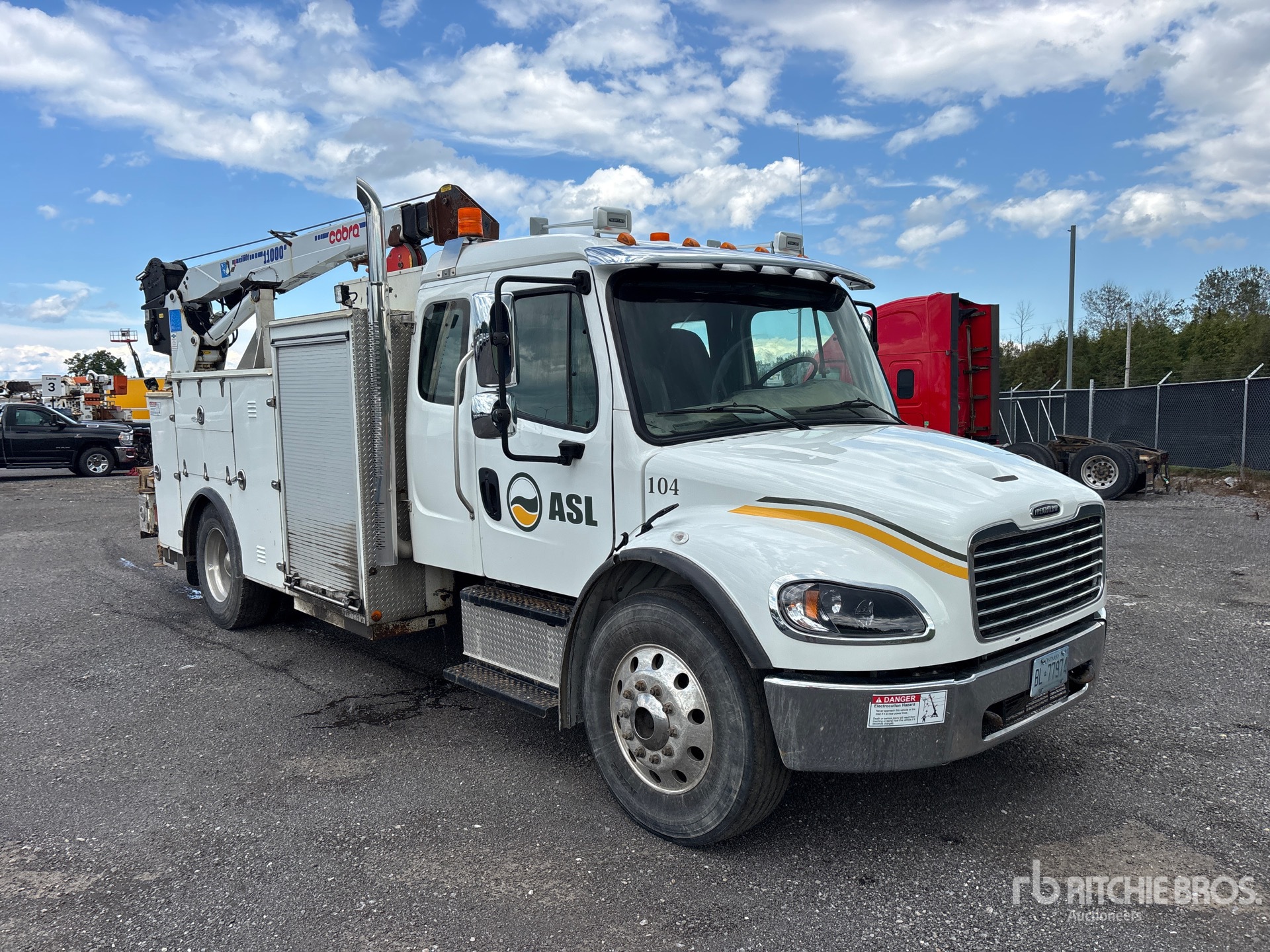 2022 Freightliner M2 106