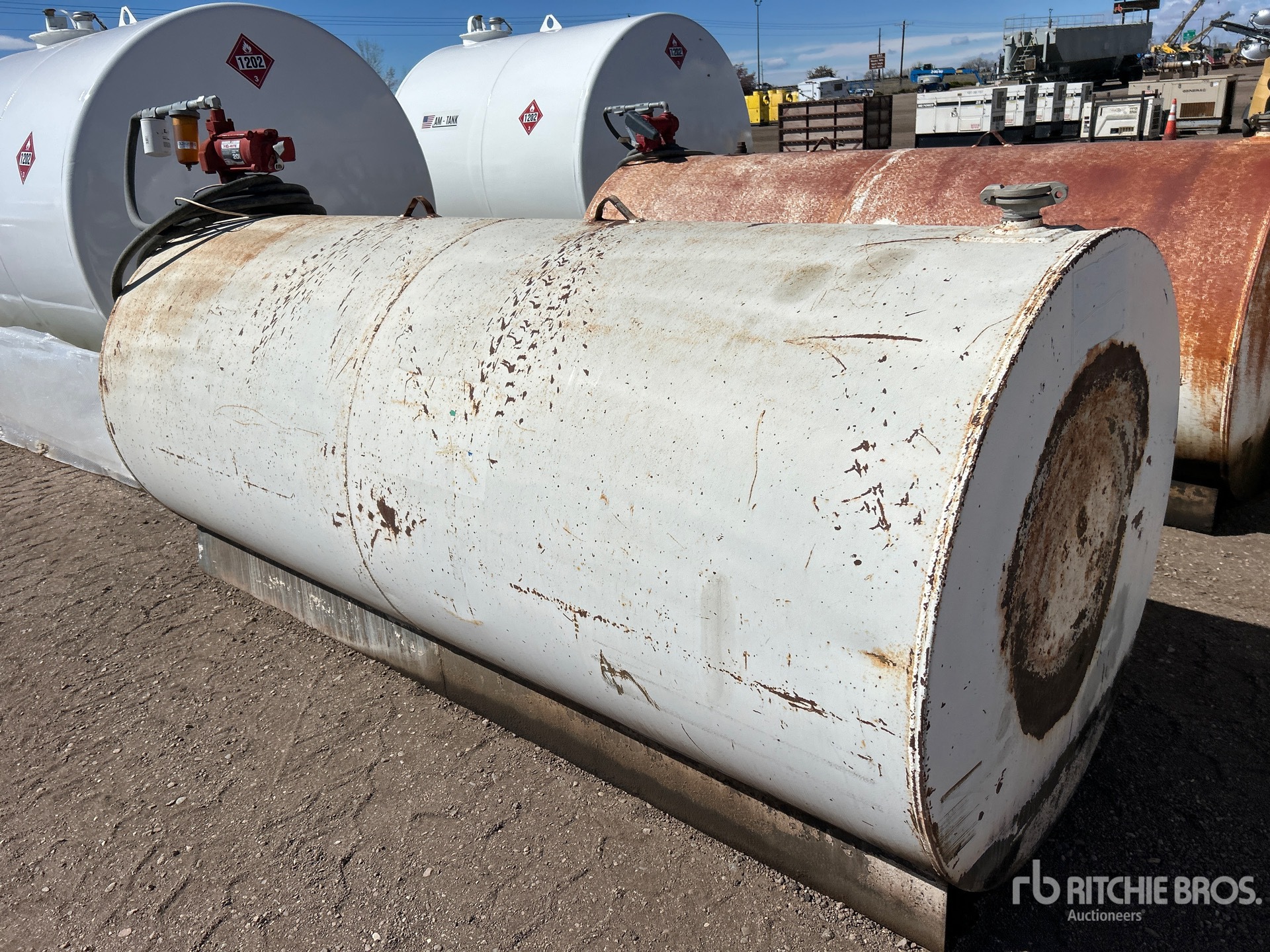 General Appearance with Foto, angolo anteriore sinistro