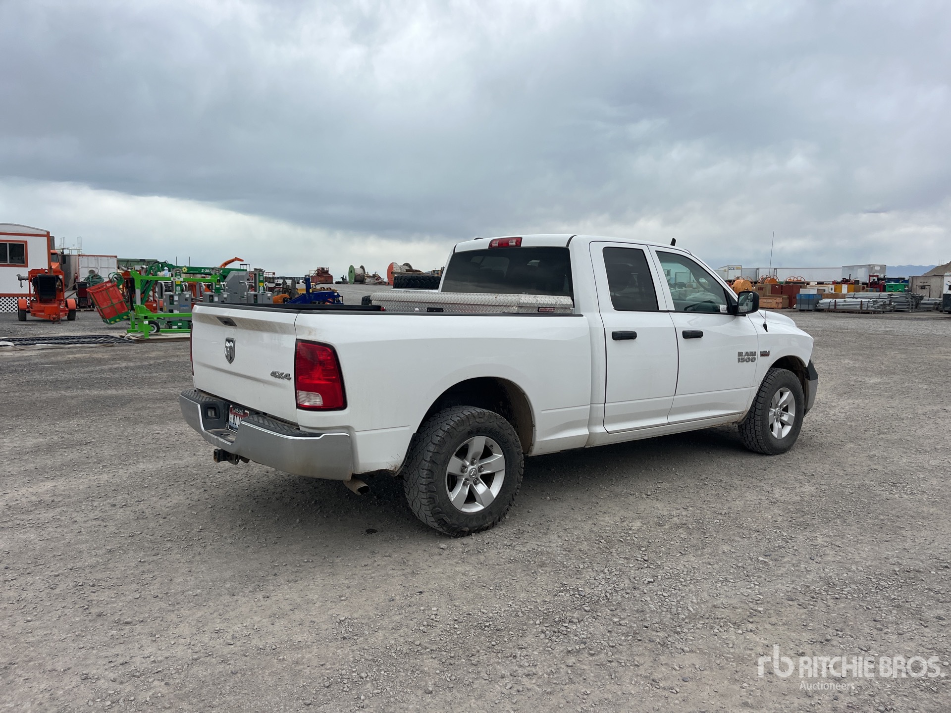 General Appearance with Bild, Ecke hinten rechts