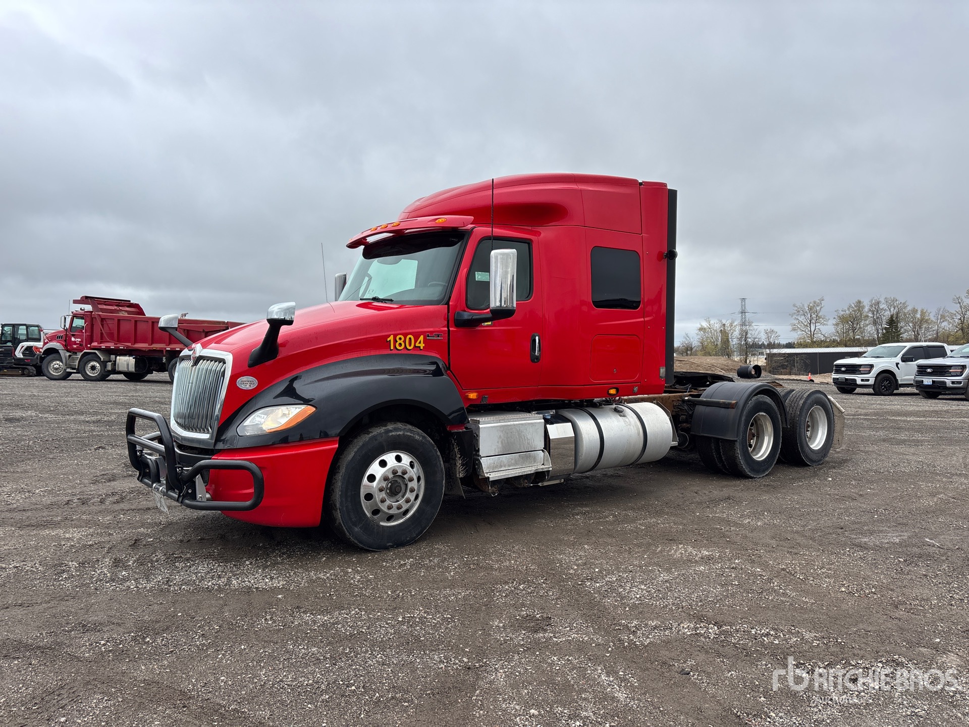 Photo of a 2018 International LT625