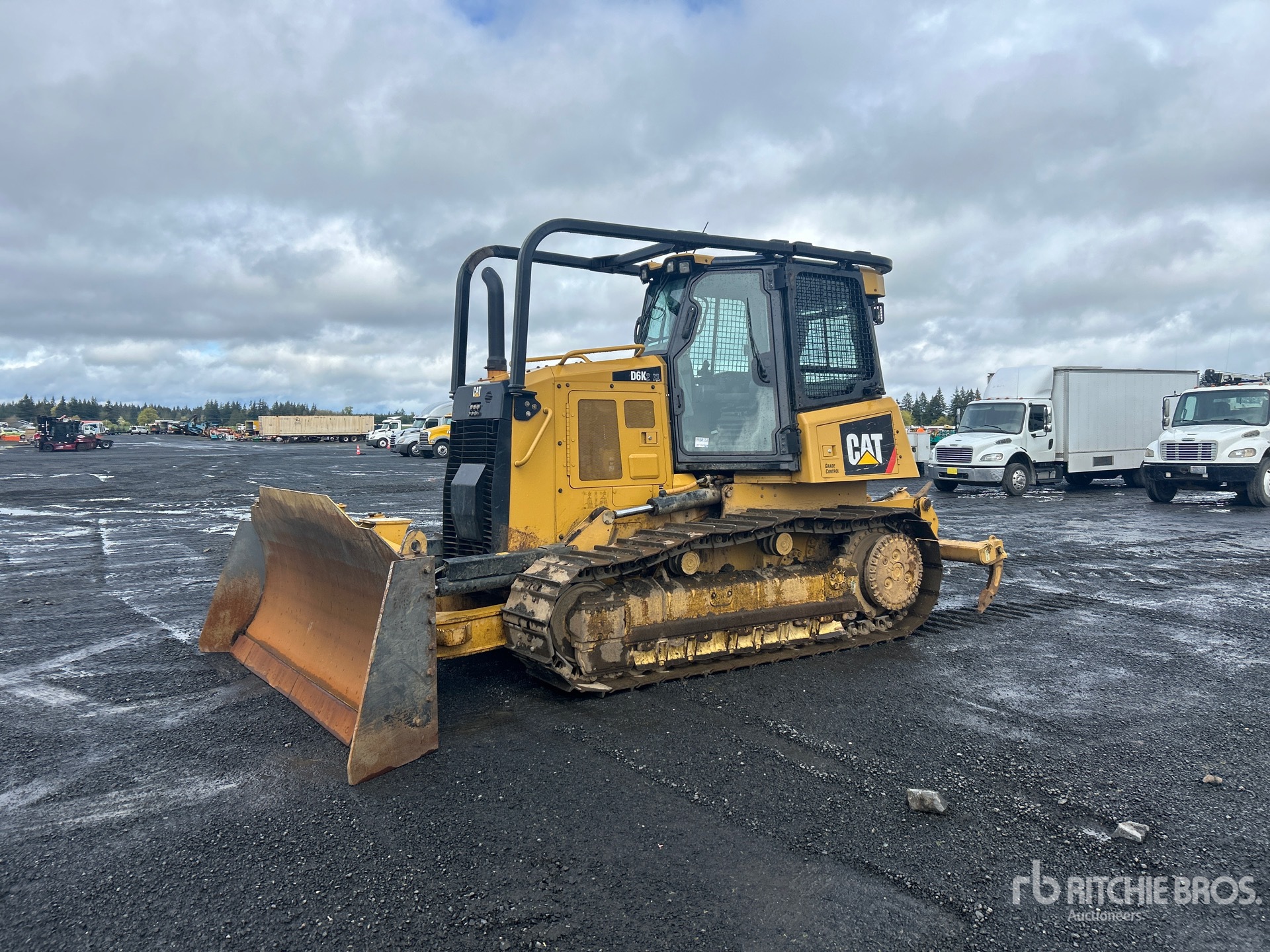 General Appearance with Featured Photo