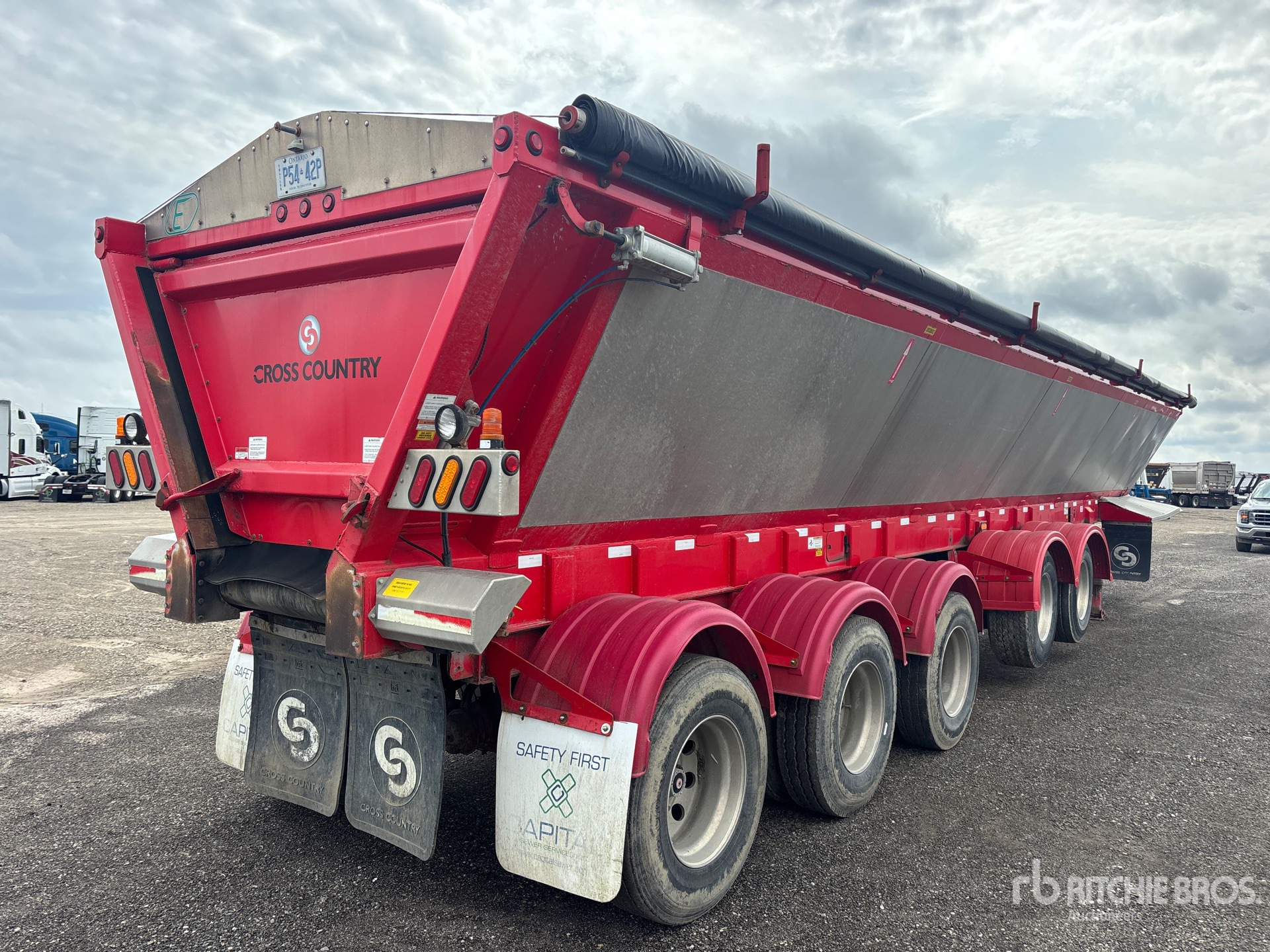 General Appearance with Bild, Ecke hinten rechts