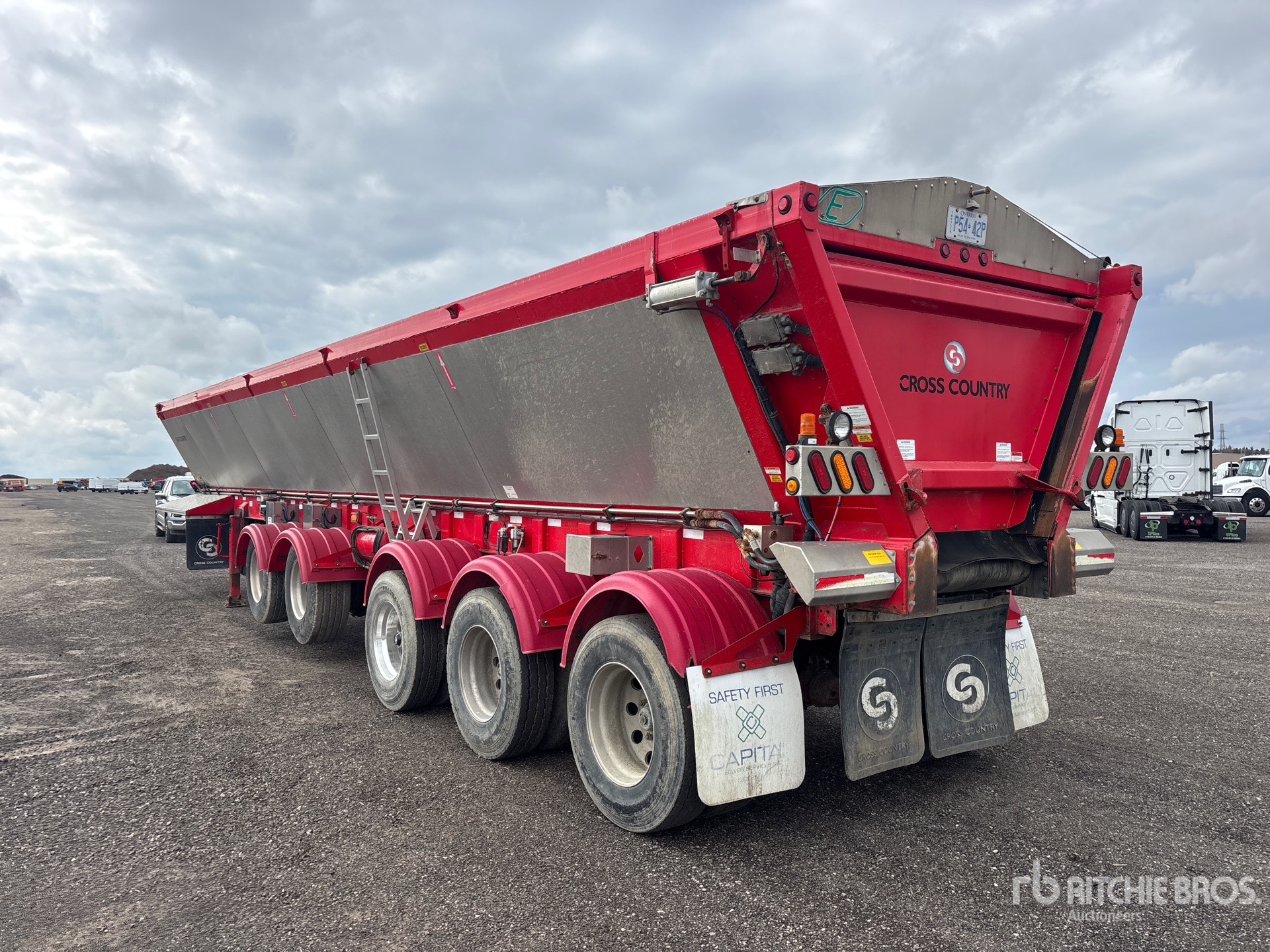 General Appearance with Bild, Ecke hinten links