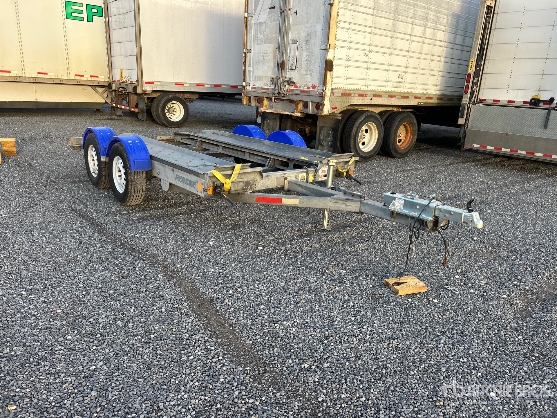 General Appearance with Bild, Ecke vorne rechts