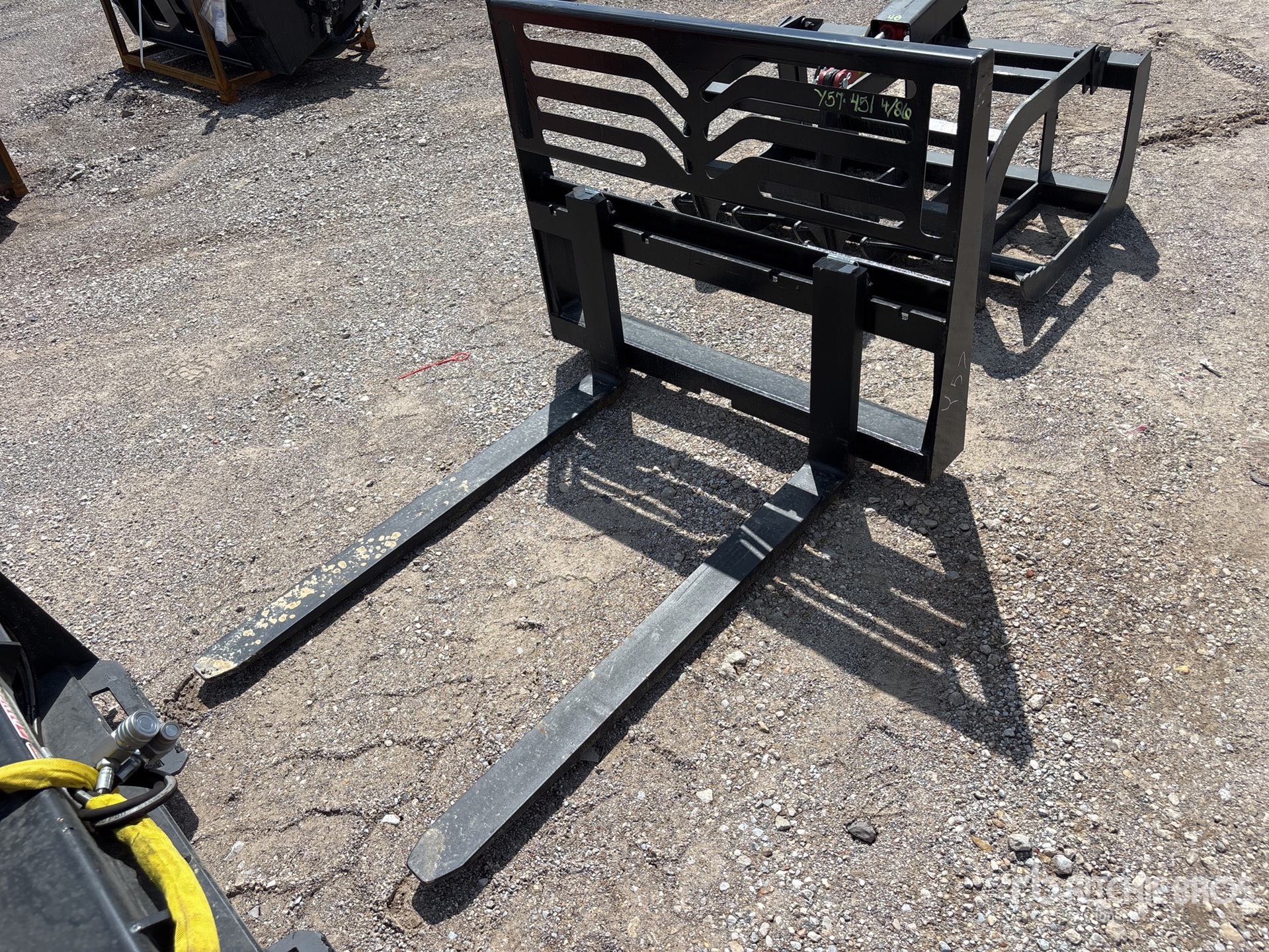 General Appearance with Image, coin avant gauche