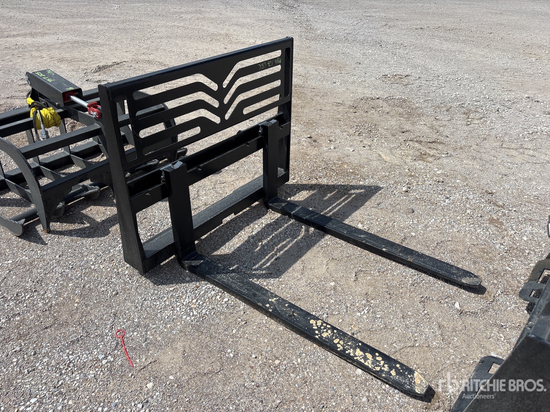 General Appearance with Image, coin avant droit