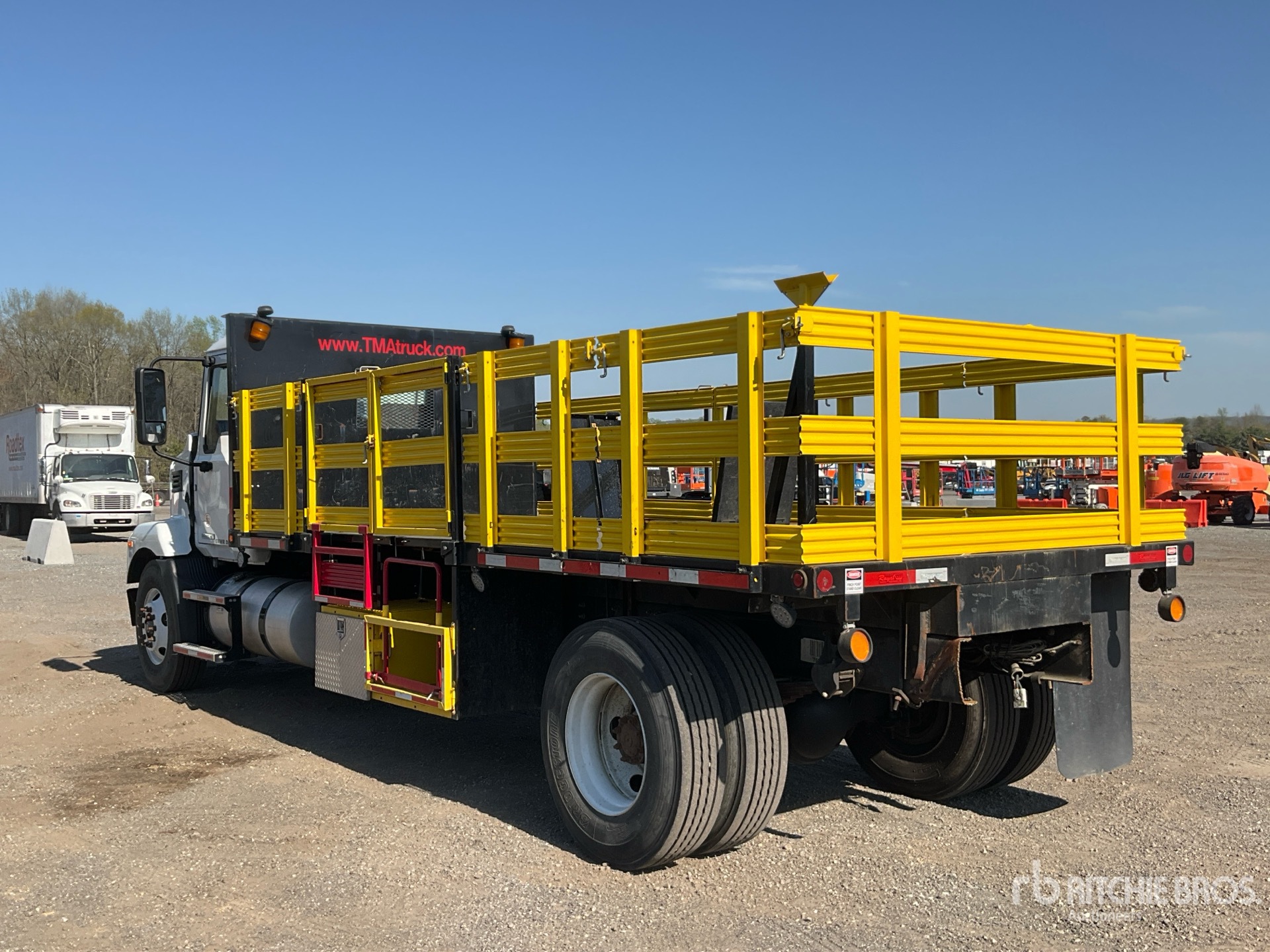 General Appearance with Imagen: esquina trasera izquierda