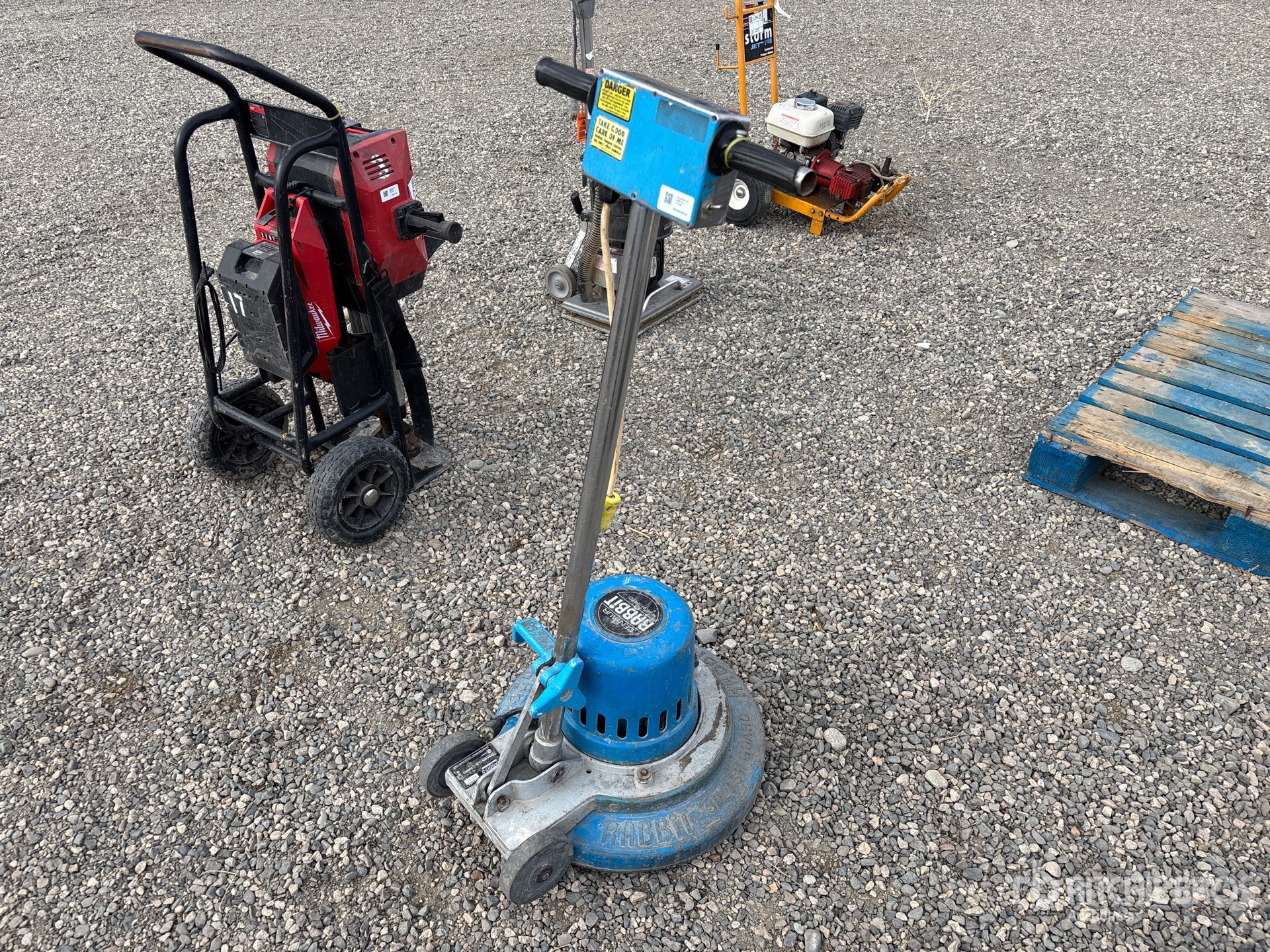 General Appearance with Imagen: esquina trasera derecha