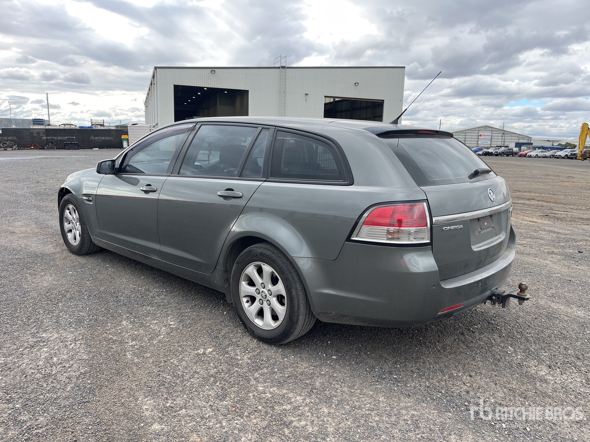 General Appearance with Picture, Left Rear Corner