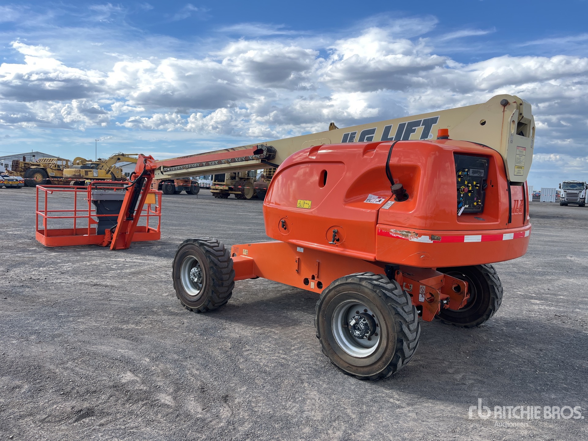 General Appearance with Picture, Left Rear Corner