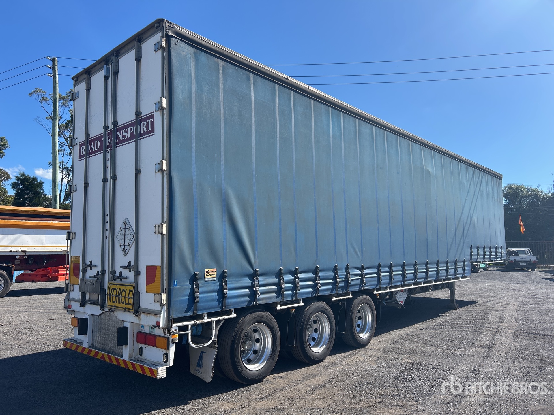 General Appearance with Picture, Left Rear Corner