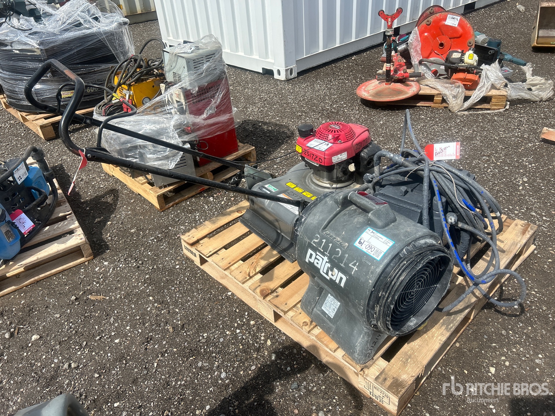 General Appearance with Imagen: esquina trasera derecha