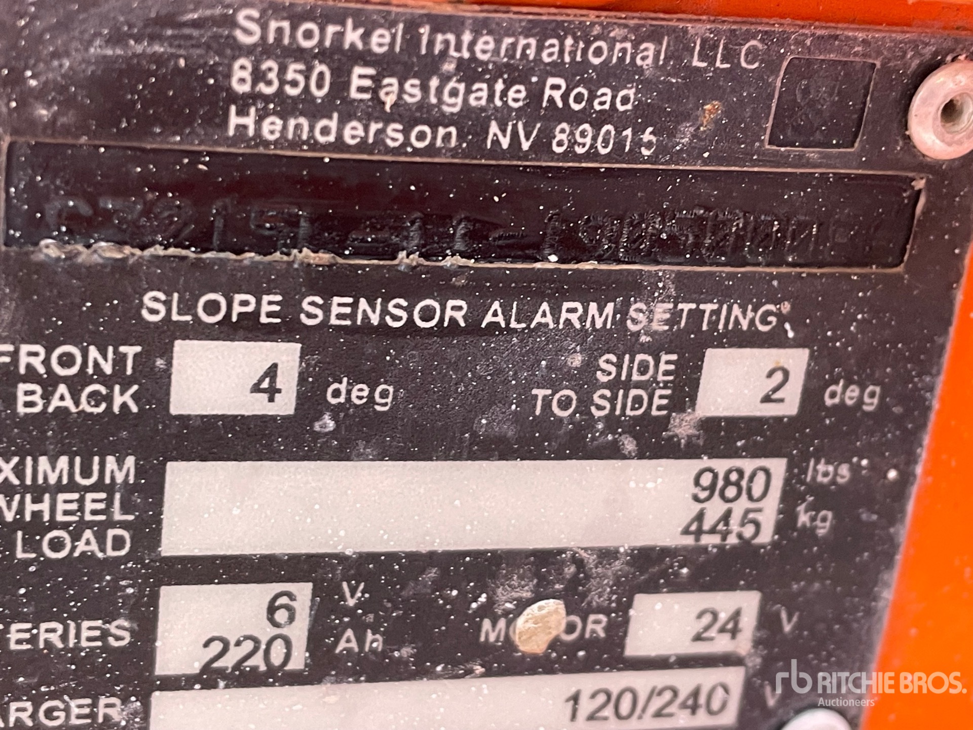 Photo of a 2019 Snorkel S3215L