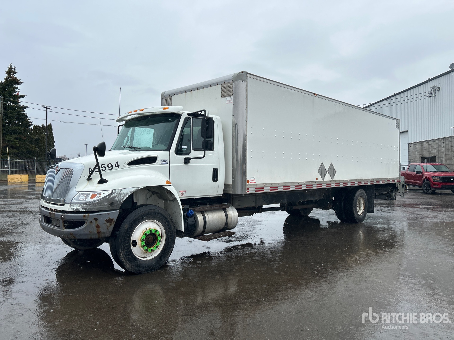 General Appearance with Picture, Left Front Corner