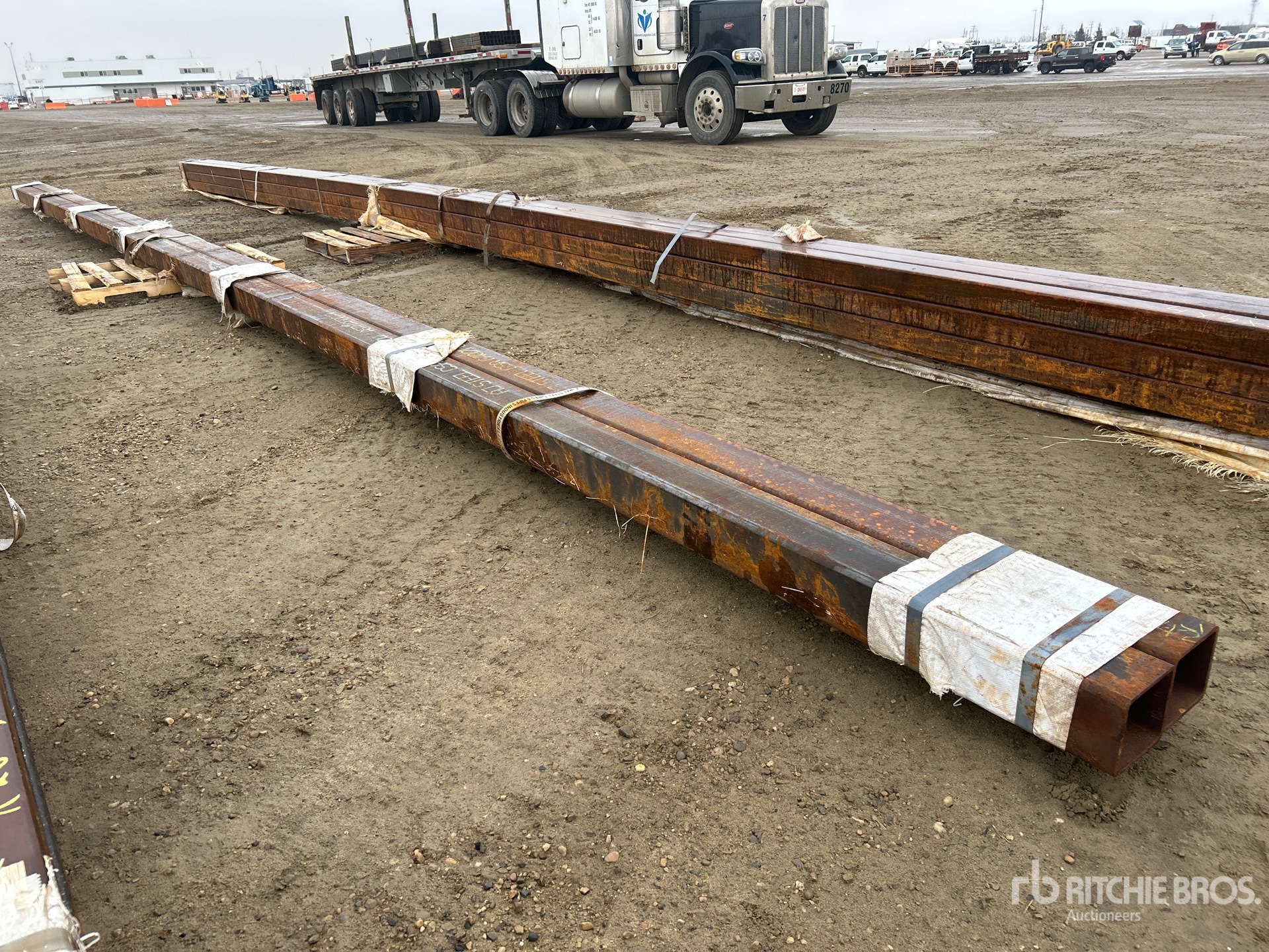 General Appearance with Image, coin avant droit