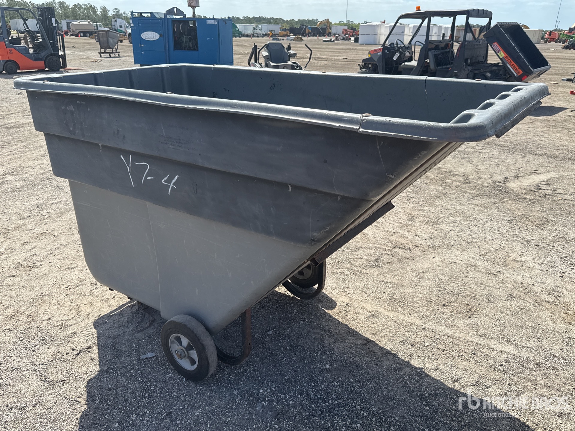 General Appearance with Image, coin avant droit