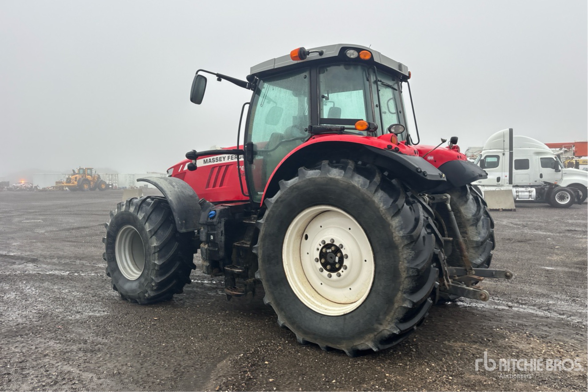 General Appearance with Bild, Ecke hinten links