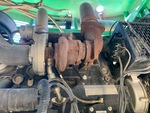 Engine with Auspuffanlage