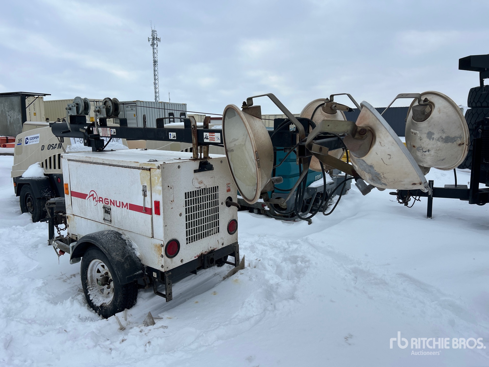 General Appearance with Bild, Ecke hinten links