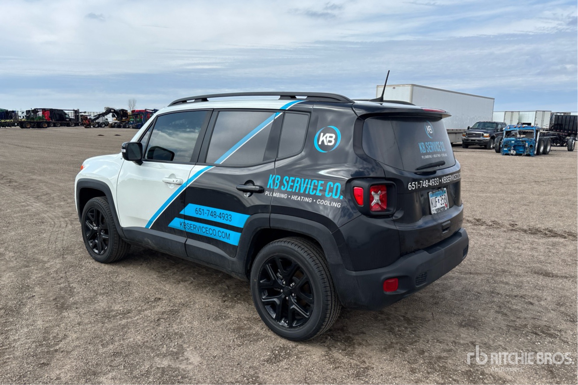 General Appearance with Picture, Left Rear Corner