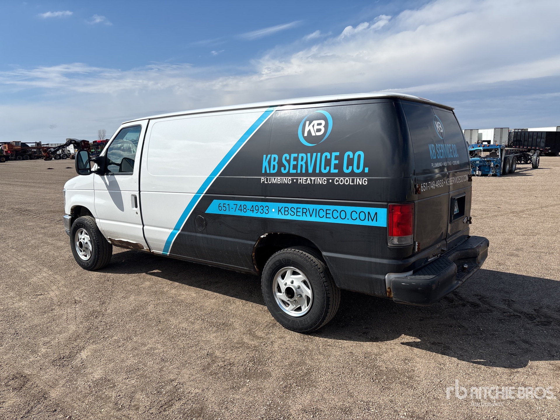 General Appearance with Picture, Left Rear Corner