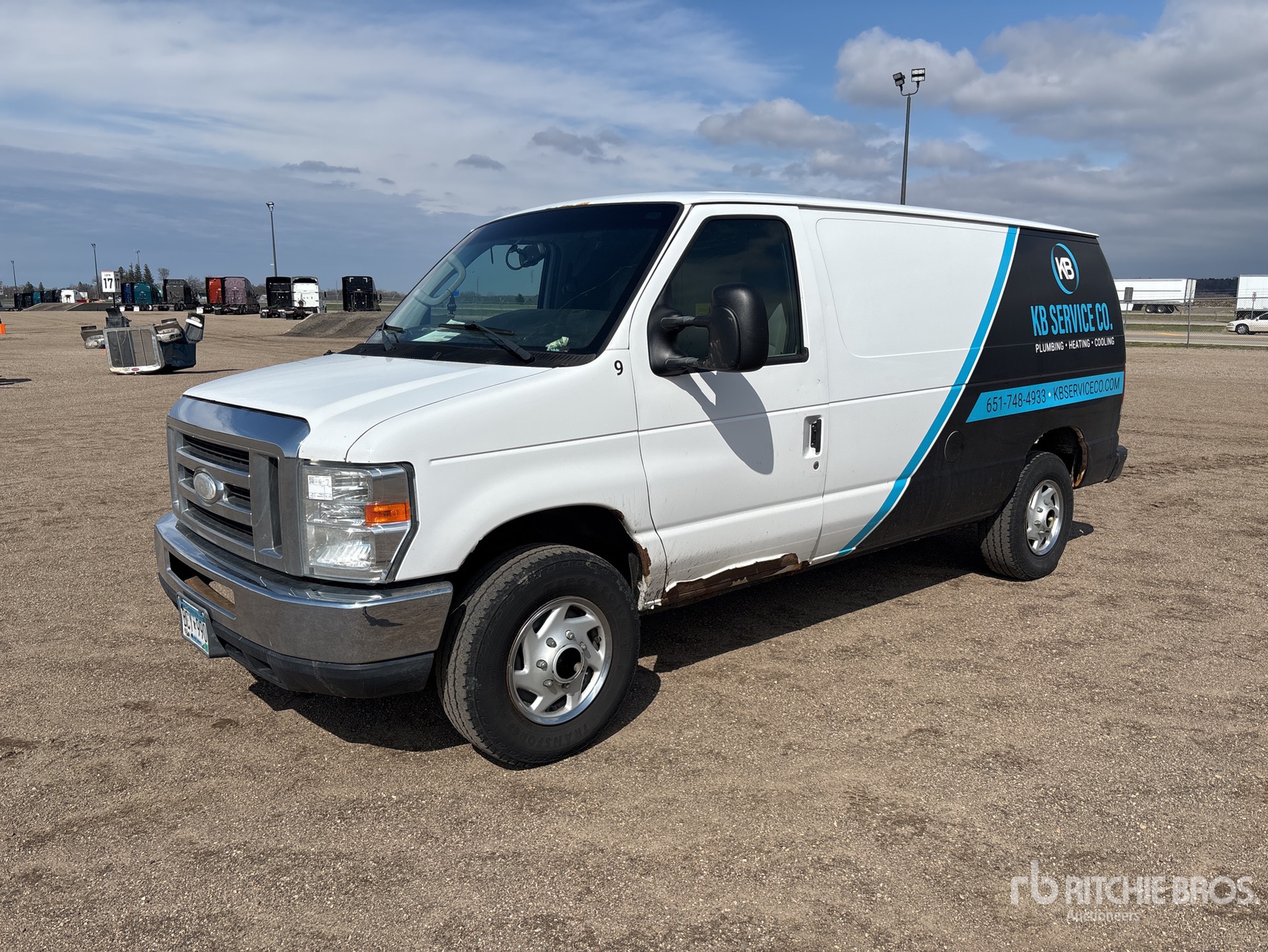 General Appearance with Picture, Left Front Corner