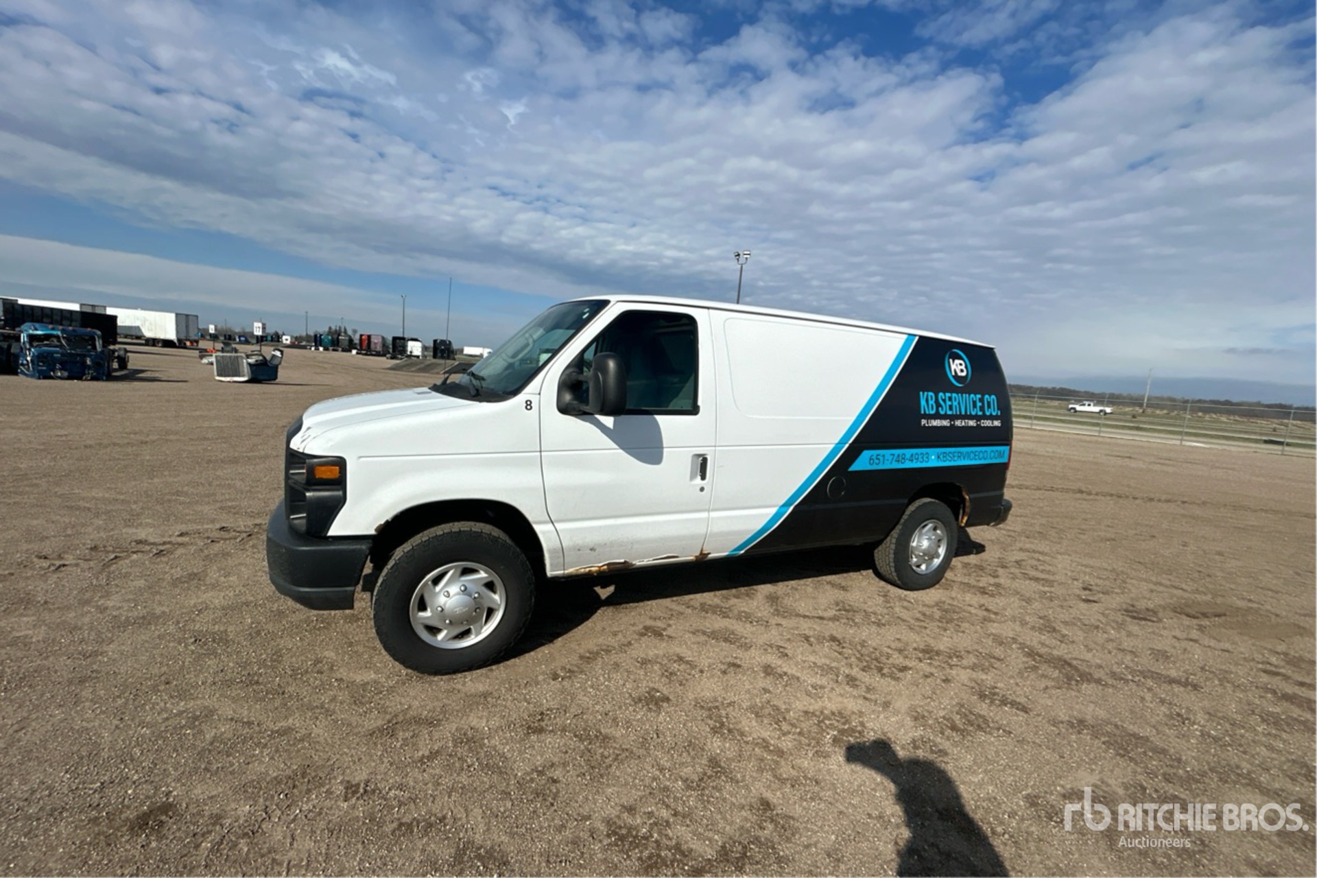 General Appearance with Picture, Left Front Corner