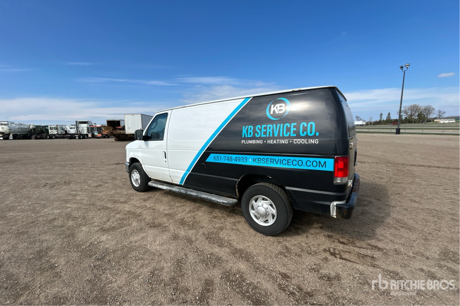 General Appearance with Picture, Left Rear Corner