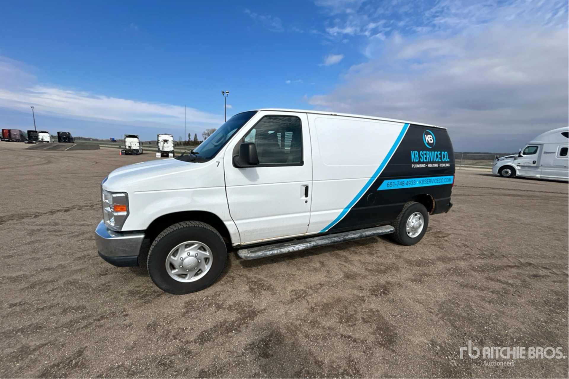 General Appearance with Picture, Left Front Corner