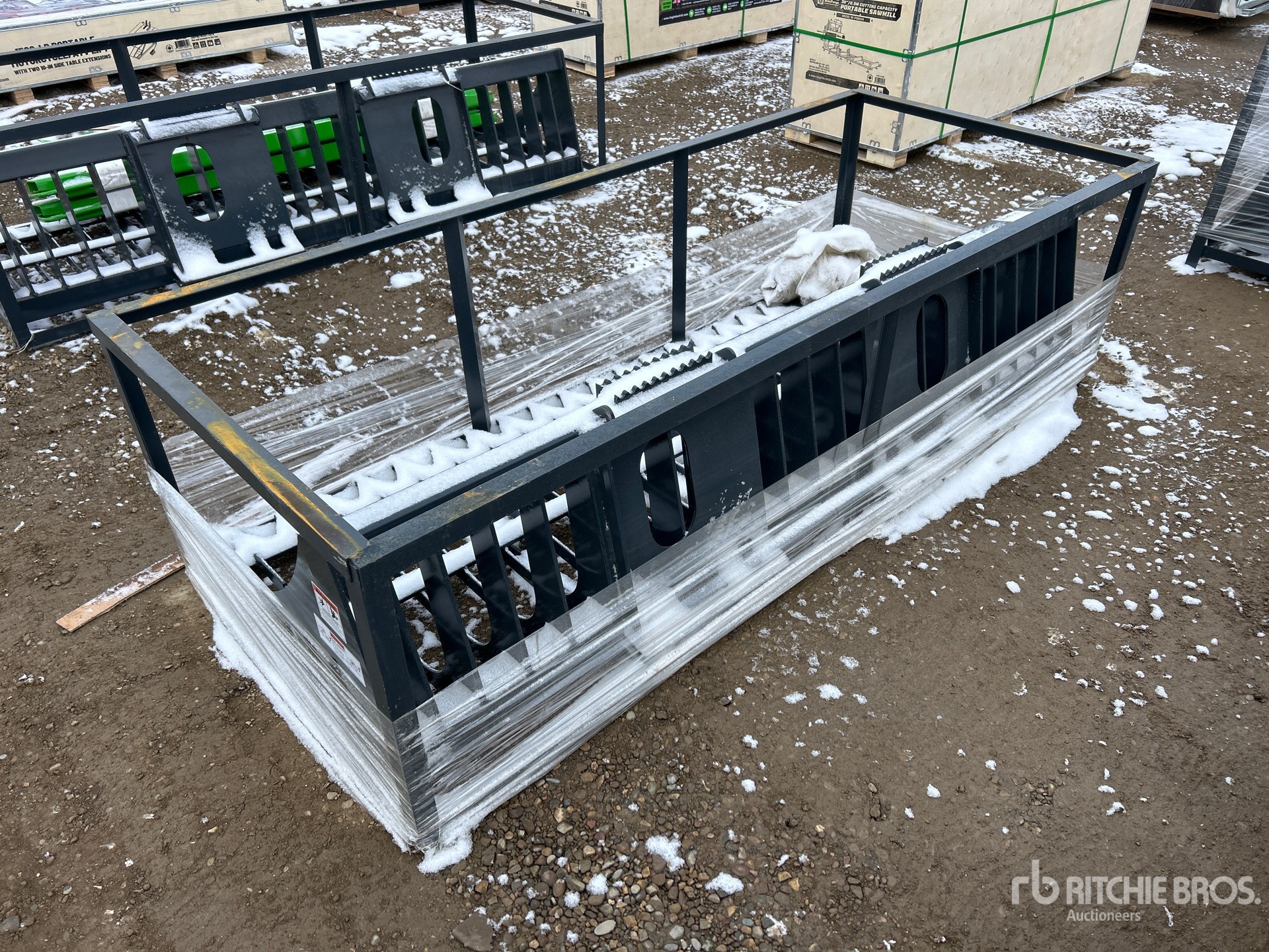 General Appearance with Foto, angolo posteriore sinistro