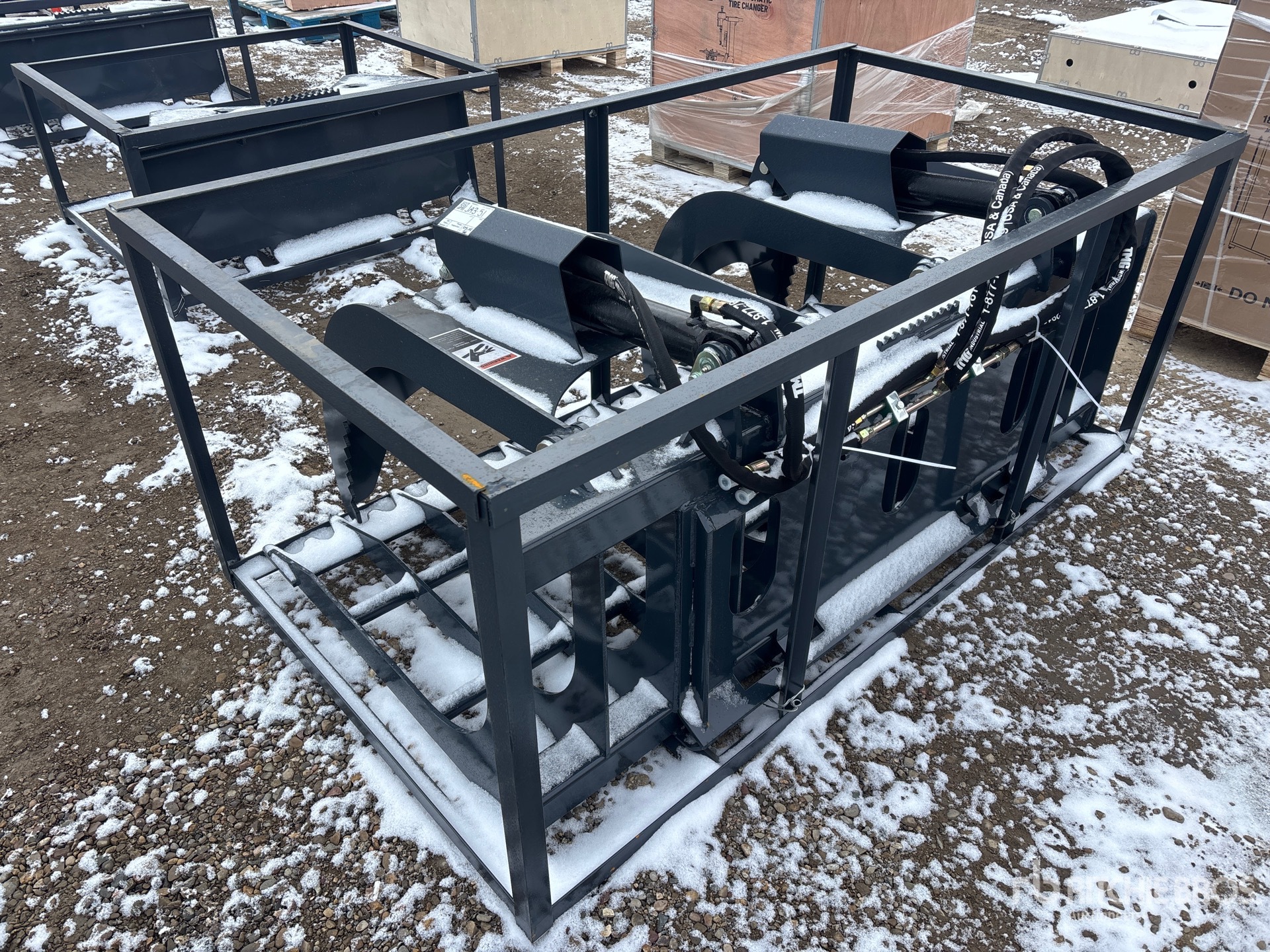 General Appearance with Foto, angolo posteriore sinistro