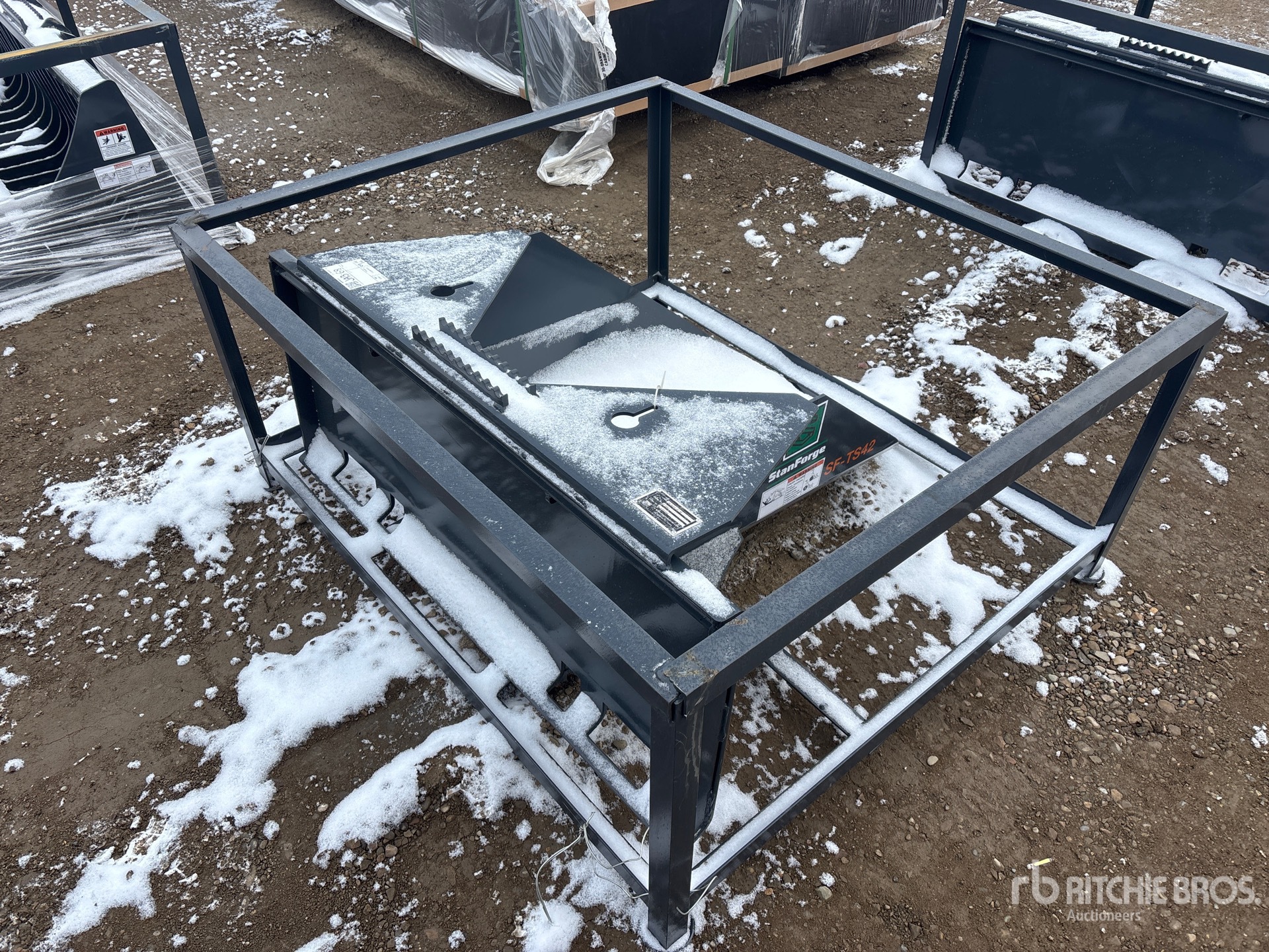 General Appearance with Foto, angolo anteriore sinistro