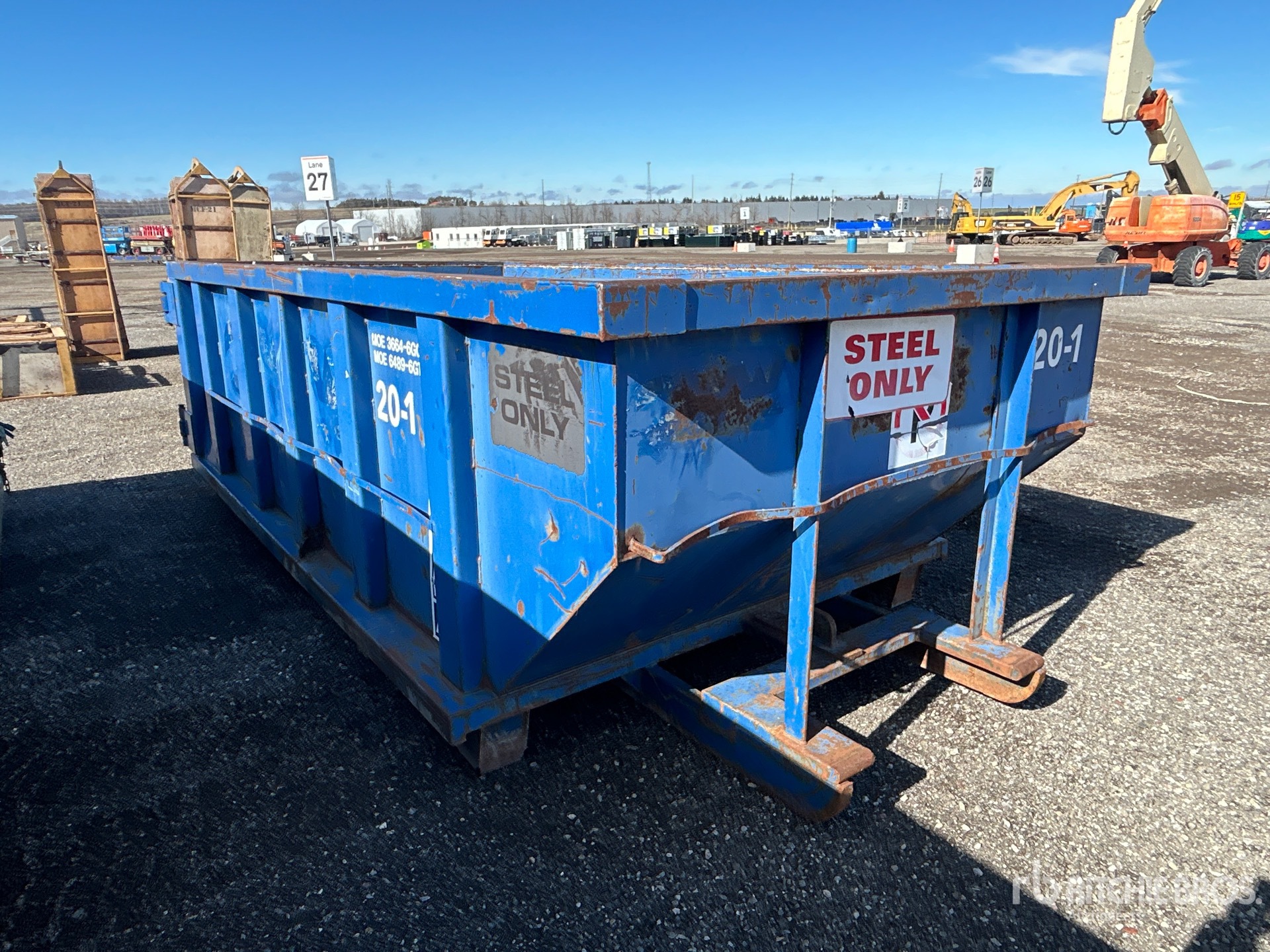 General Appearance with Picture, Right Front Corner