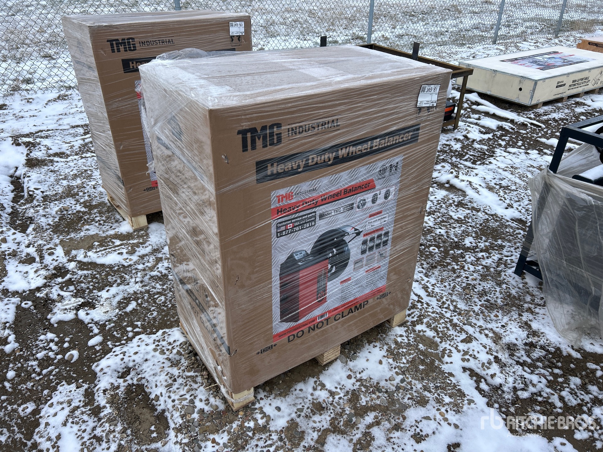 General Appearance with Foto, angolo anteriore destro