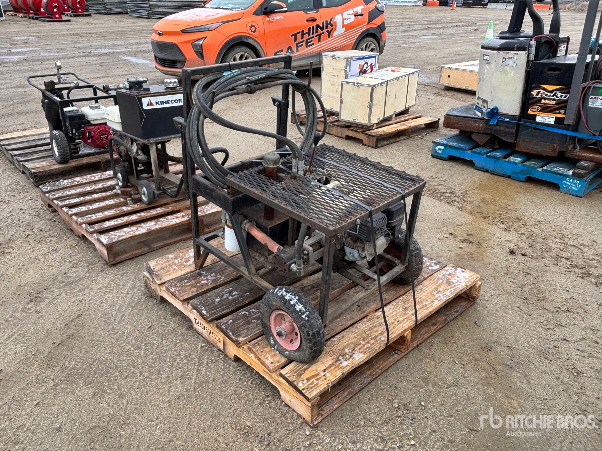 General Appearance with Picture, Right Front Corner