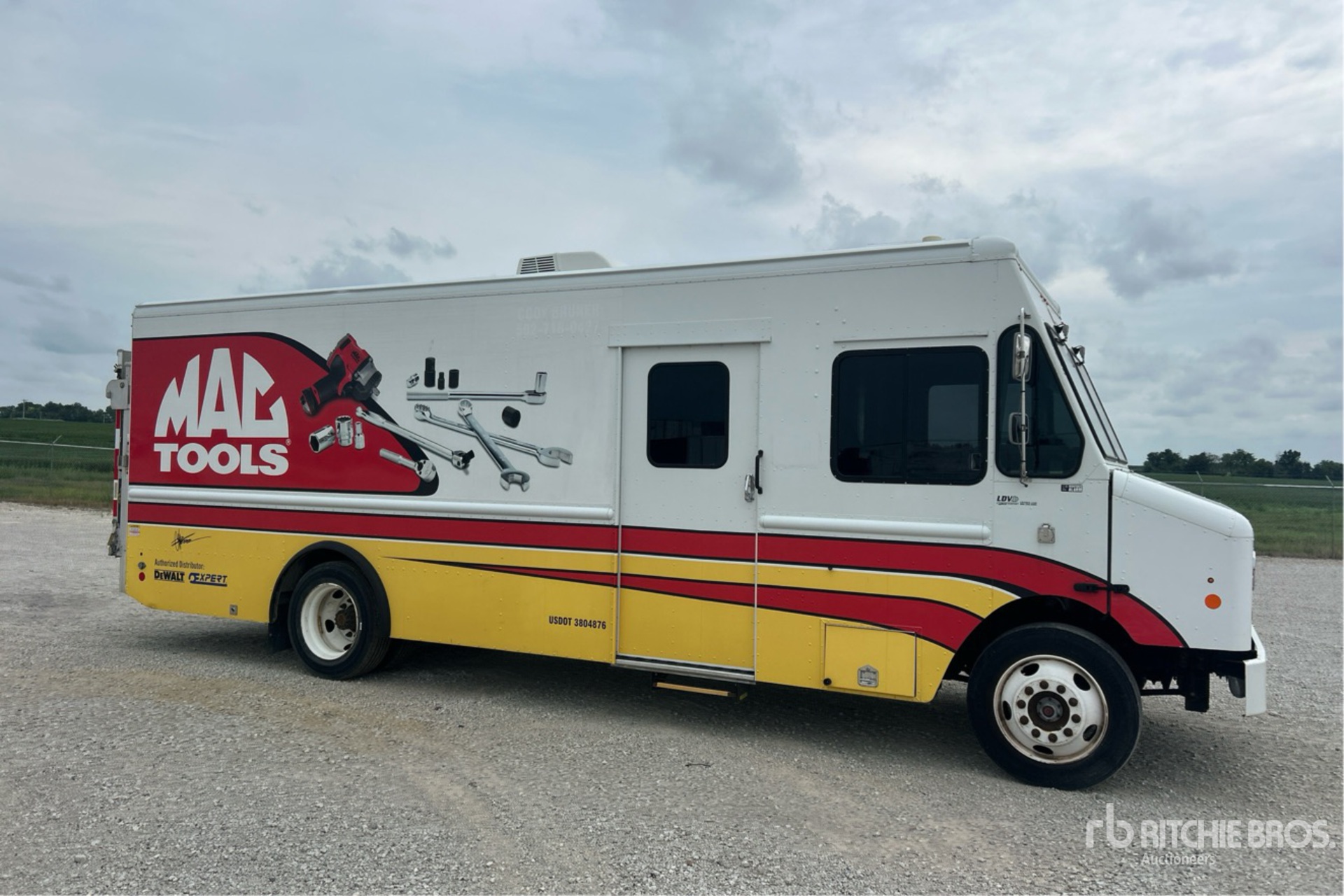 2018 Freightliner MT55