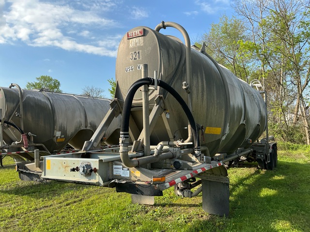 1996 Heil 1350 cft T/A Tanker Trailer