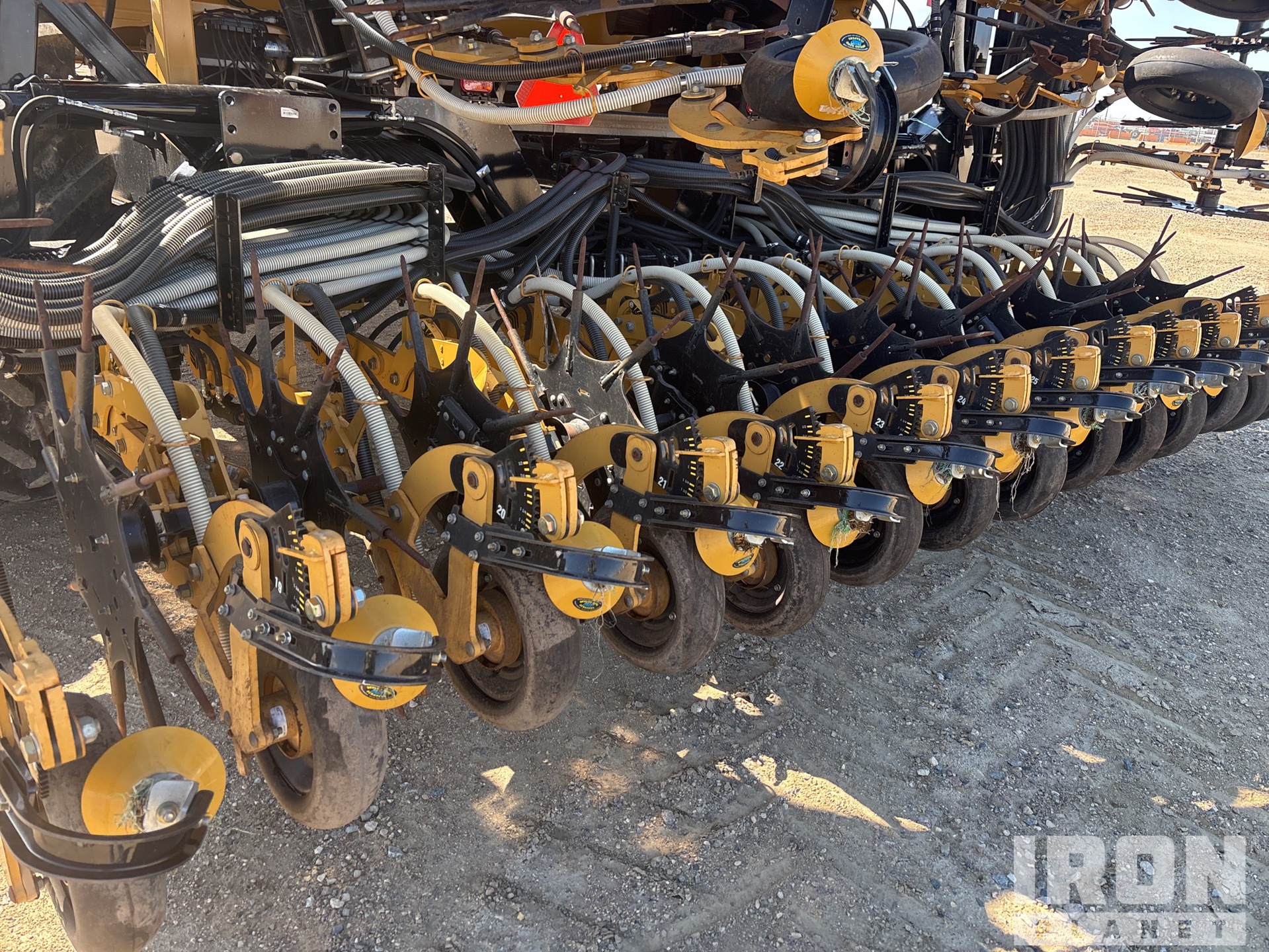 2023 Seedmaster ULTRA SR