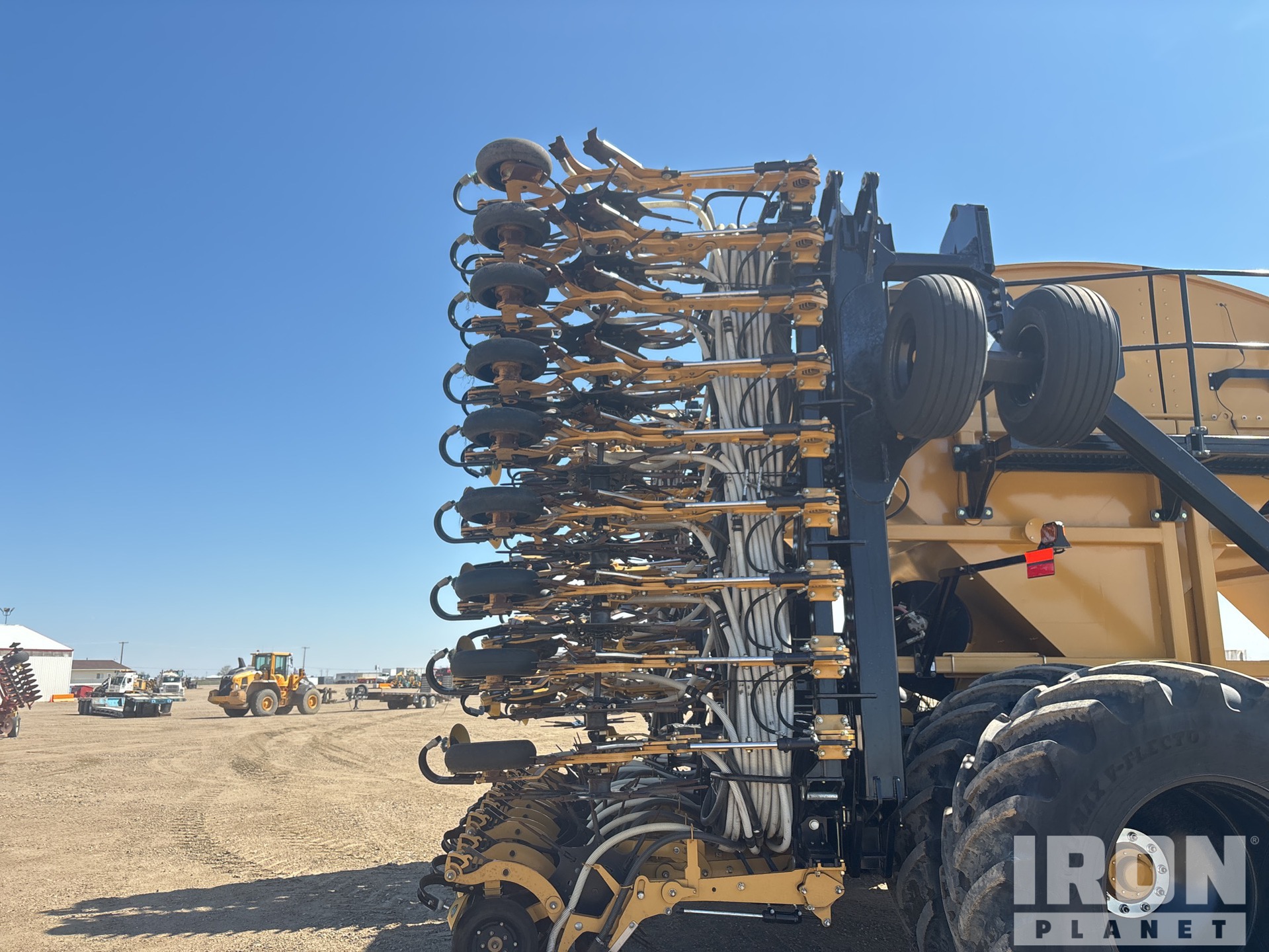 2023 Seedmaster ULTRA SR